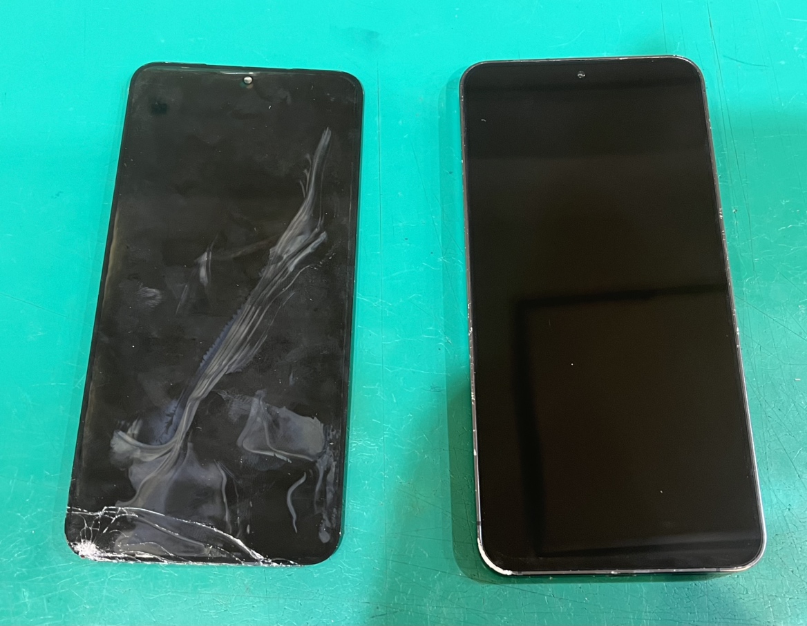 Galaxy S24 落下により画面が映らなくなった液晶不良の状態