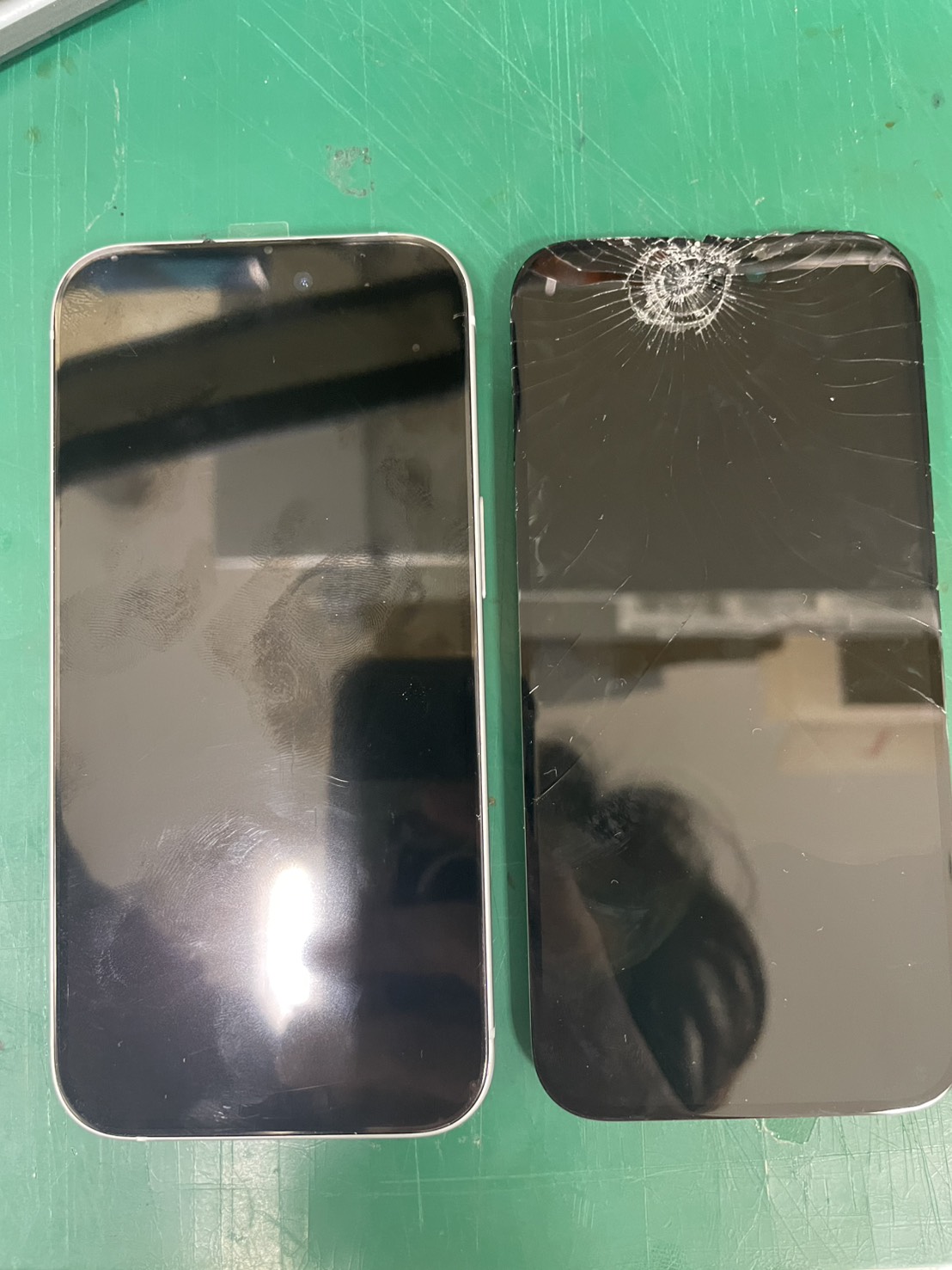 iPhone15の液晶交換の修理を承りました-スマホ修理工房和光駅前店-