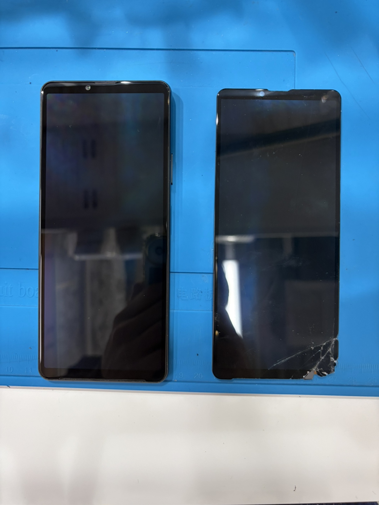 Xperia 10IVの画面修理なら【スマホ修理工房 池袋P’パルコ店】にご相談ください！