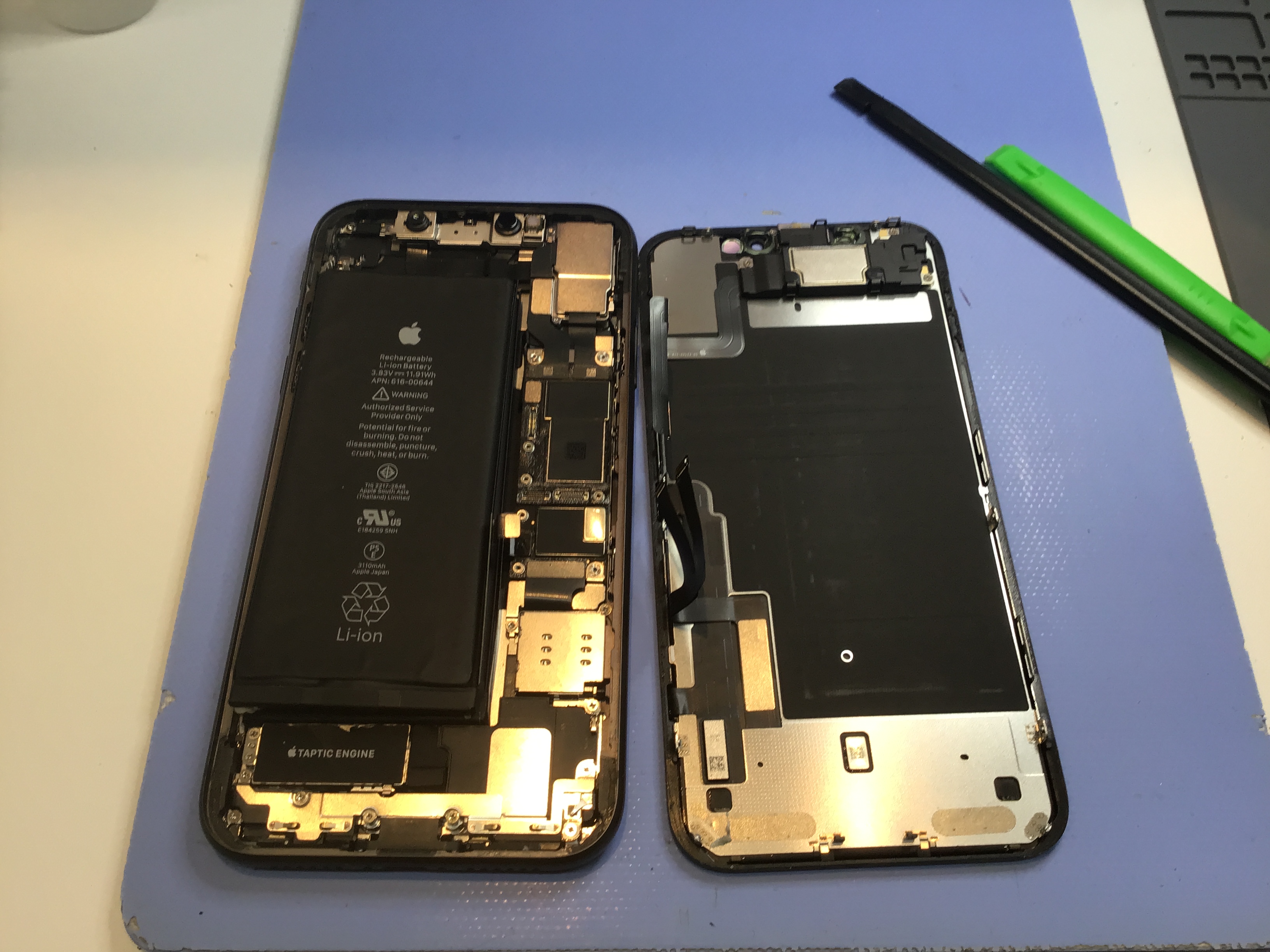 iPhone11のバッテリー交換は、データそのまま・即日修理のスマホ修理工房　秋津店へ！