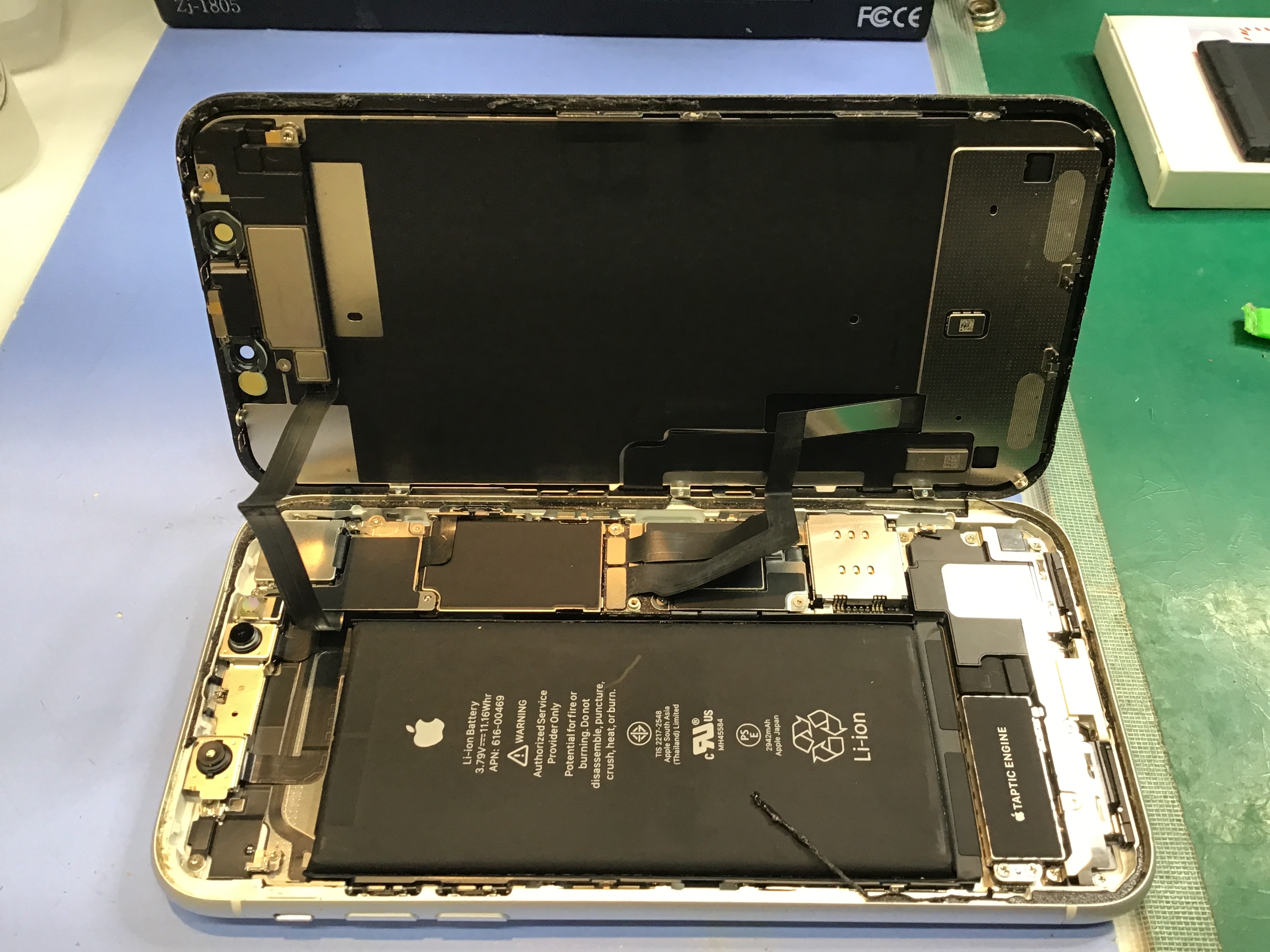 iPhone11のバッテリー交換は、データそのまま・即日修理のスマホ修理工房京王聖蹟桜ヶ丘ショッピングセンターB館店へ！