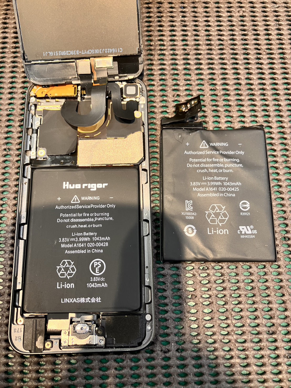 iPodTouch6のバッテリー交換を行いました！　-スマホ修理工房浦和パルコ店-