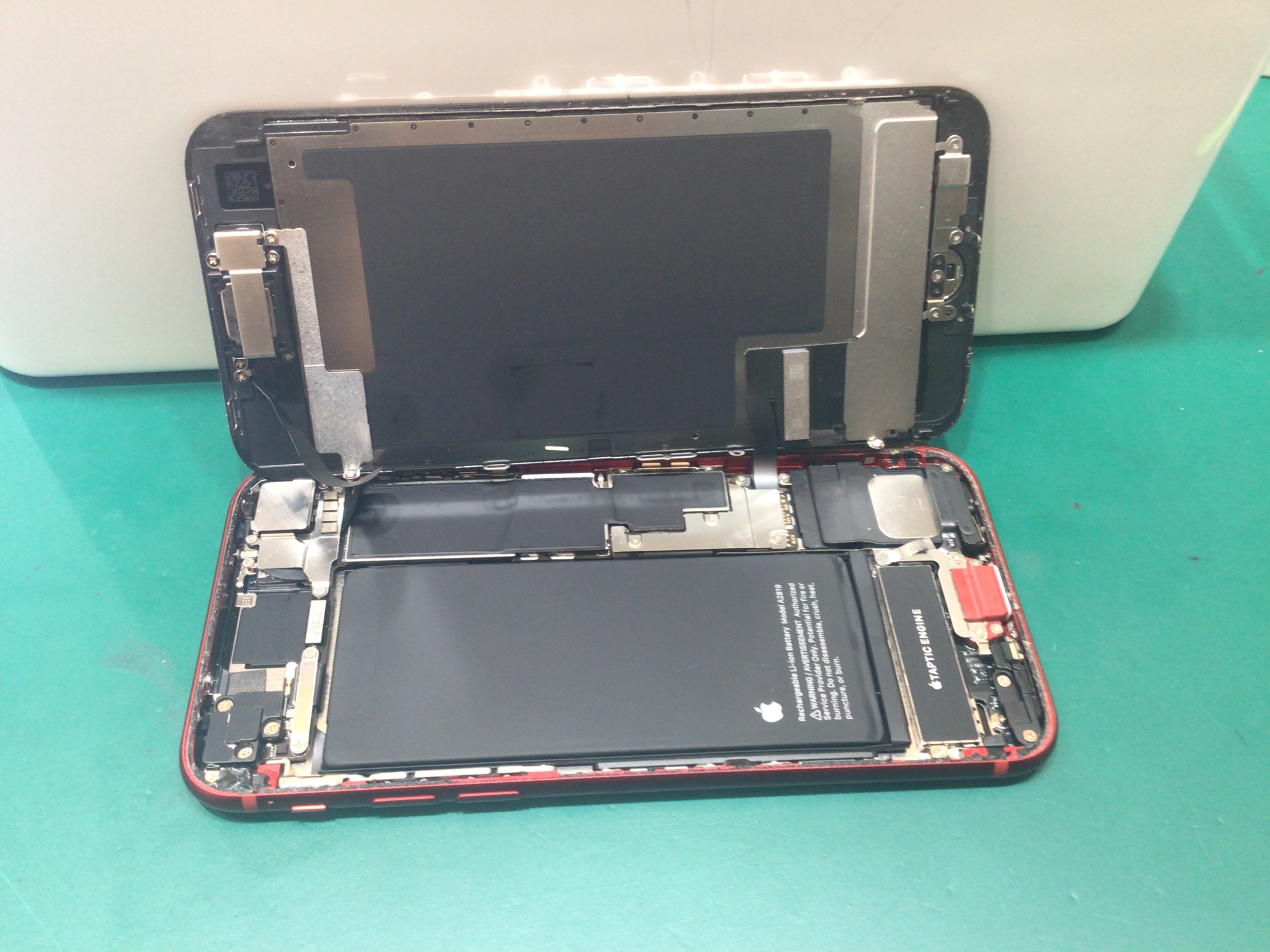 【イーアス高尾】iPhoneSE3のバッテリー交換（データそのまま！）｜電池がすぐ減る症状を最短60分で改善