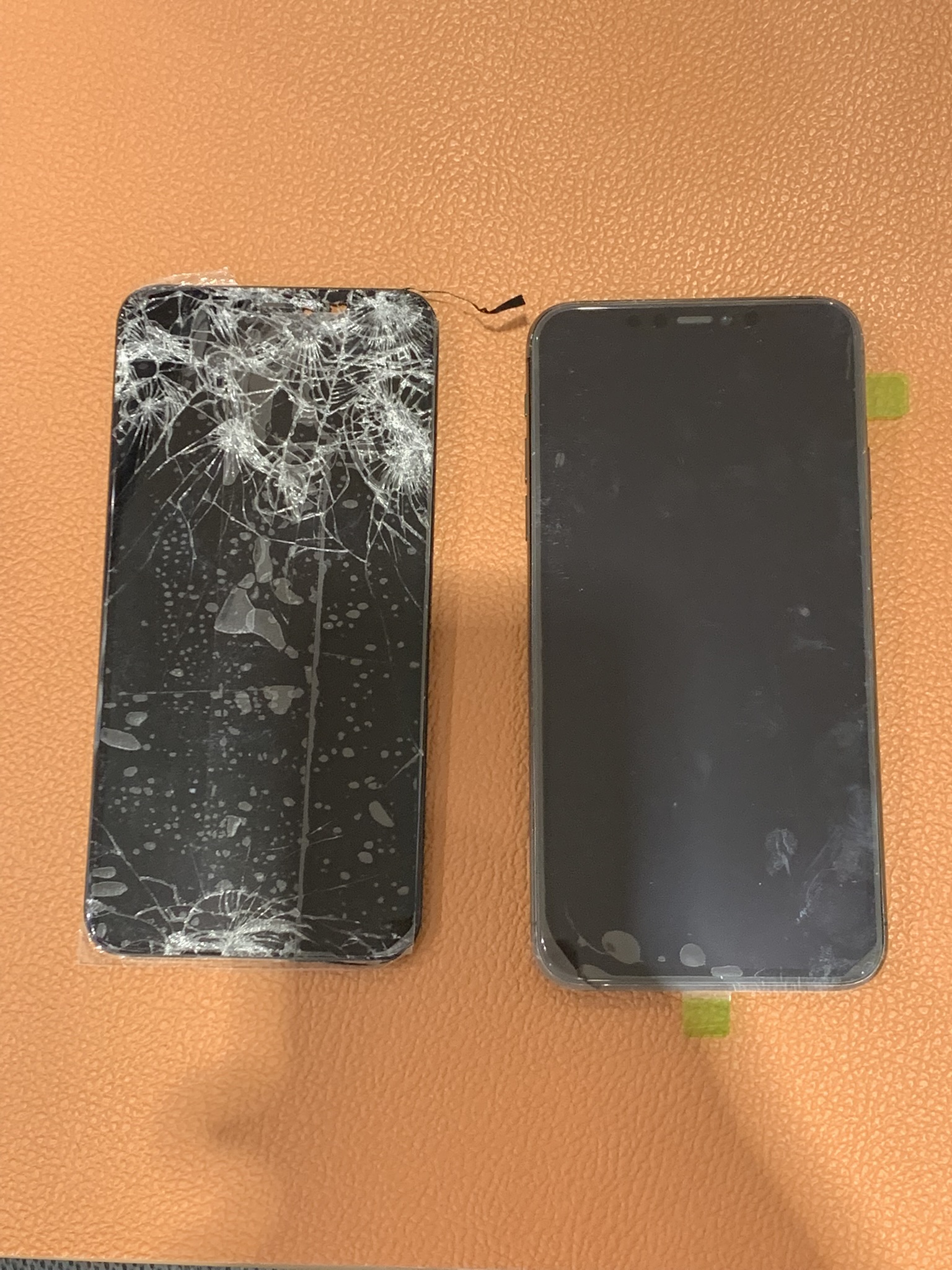 画面が割れてしまったiPhone11ProMax（アイフォン）画面修理を承りました！