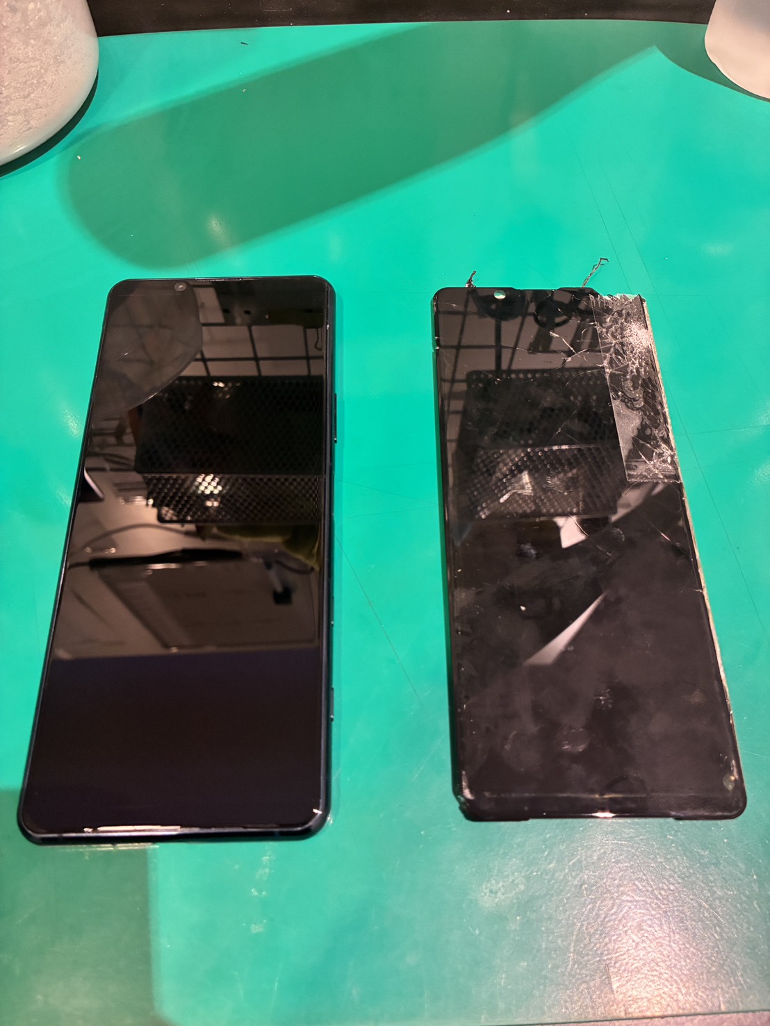 Xperia 5 Ⅱのフロントパネル交換なら当店にお任せください！【スマホ修理工房 調布パルコ店】