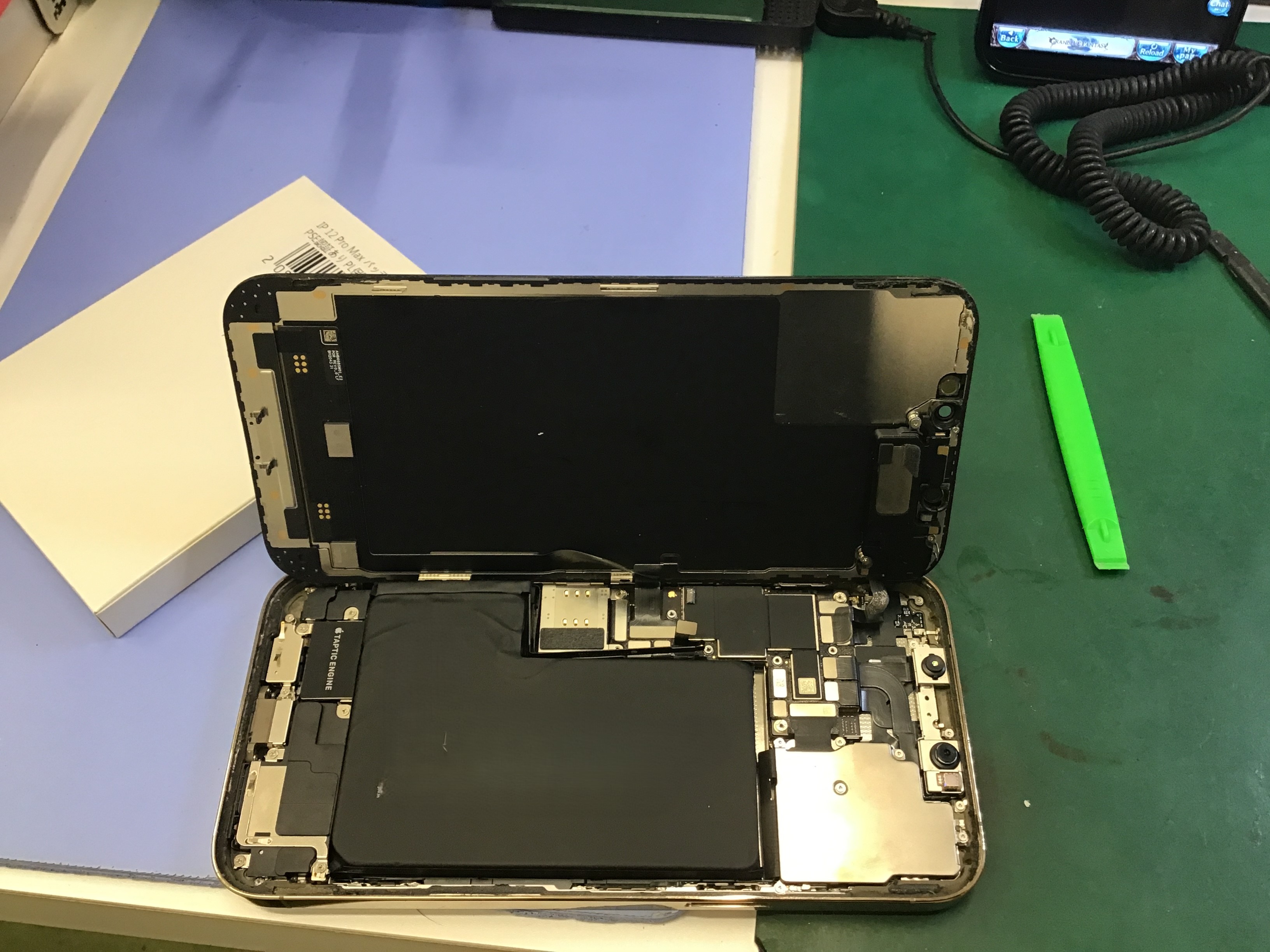 iPhone11修理　データをそのまま・最短即日修理のスマホ修理工房八王子オクトーレ店にご相談ください！