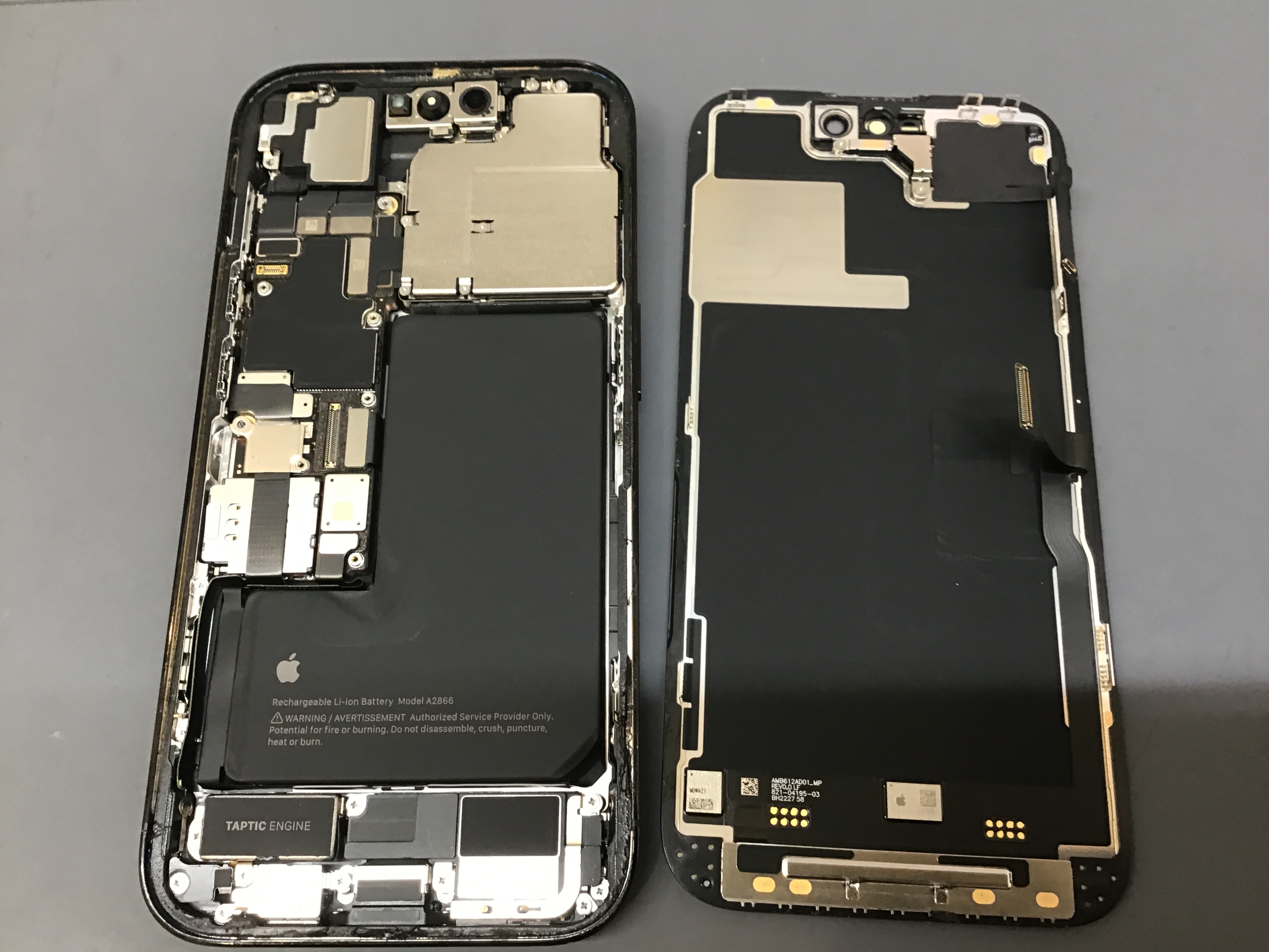 iPhone12ProMaxのバッテリー交換は、データそのまま・即日修理のスマホ修理工房　秋津店へ！