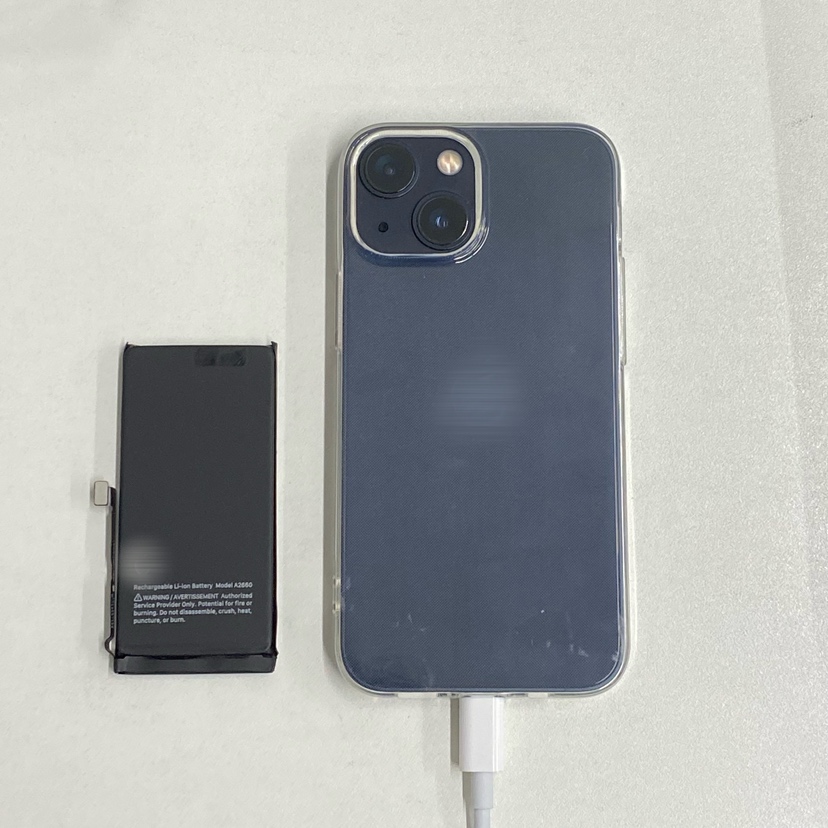 iPhone13miniバッテリー交換（アイフォン）