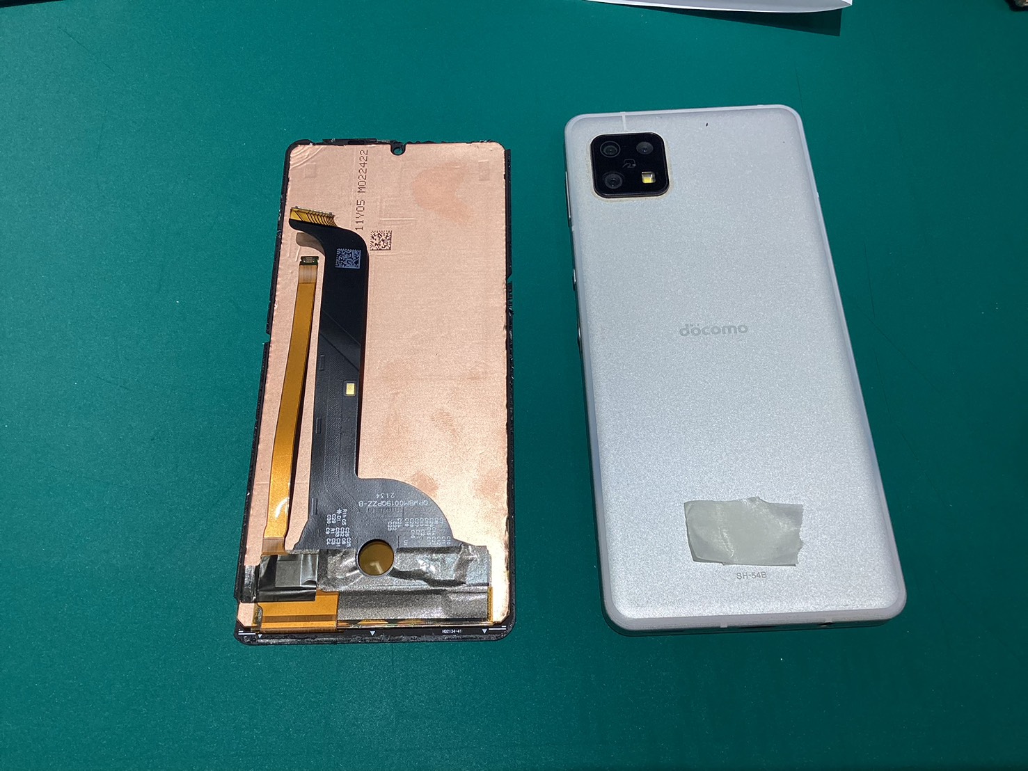 狭山市、川越市、入間市でAQUOSsense6の画面交換ならスマホ修理工房新狭山店にお任せください！