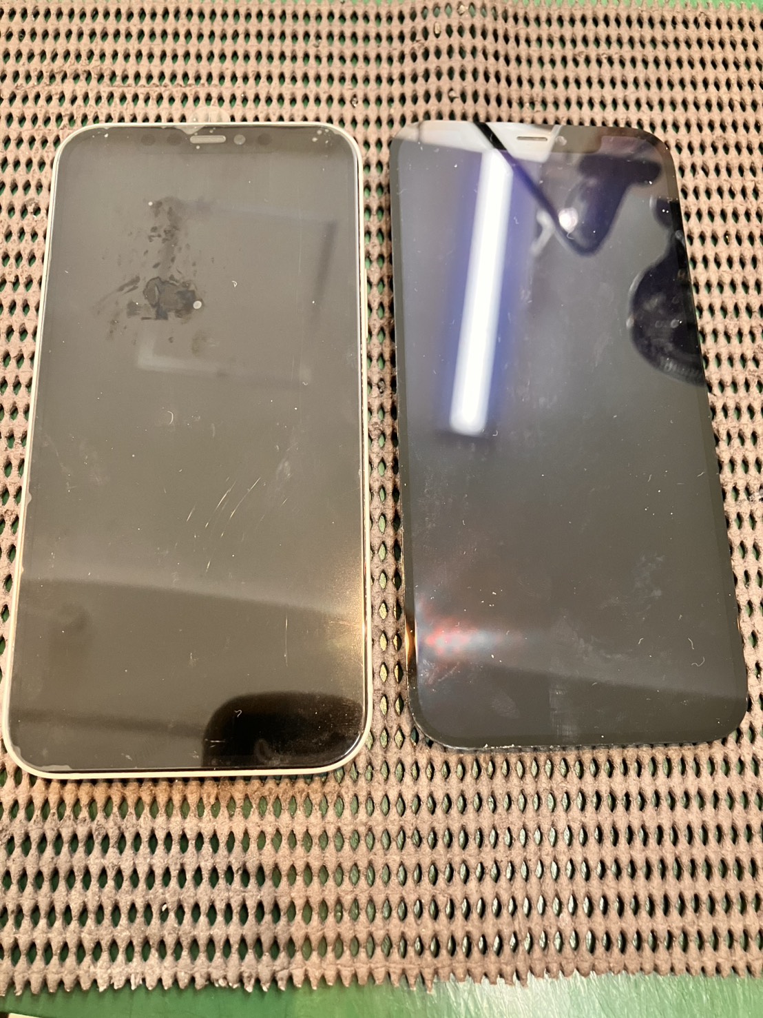 iPhone12の液晶交換を行いました！　スマホ修理工房和光北口店