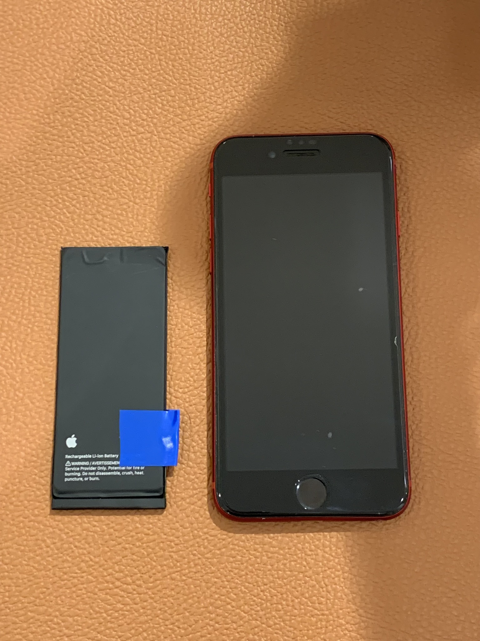 バッテリーの減りが早いiPhoneSE2（アイフォン）のバッテリー交換承りました！！