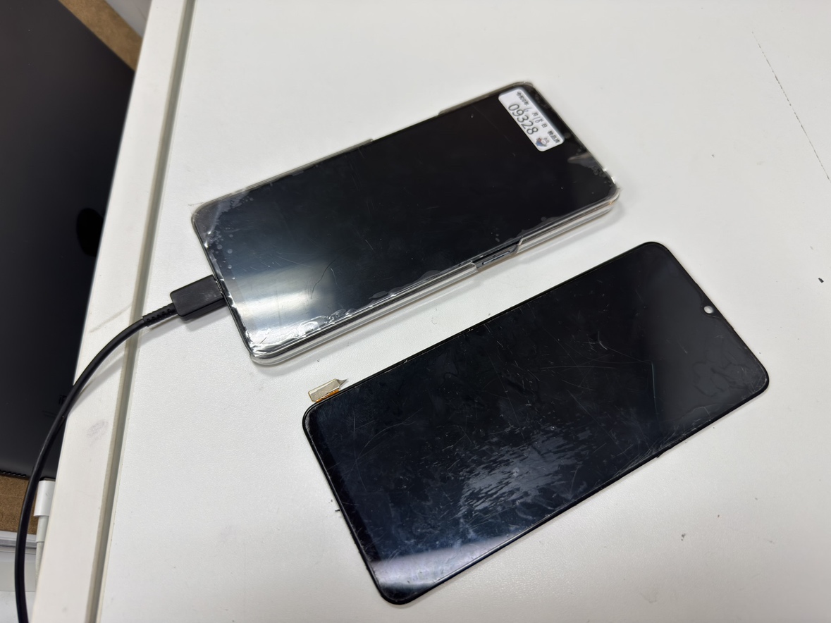 OPPO A73画面修理！中区の修理工房関内