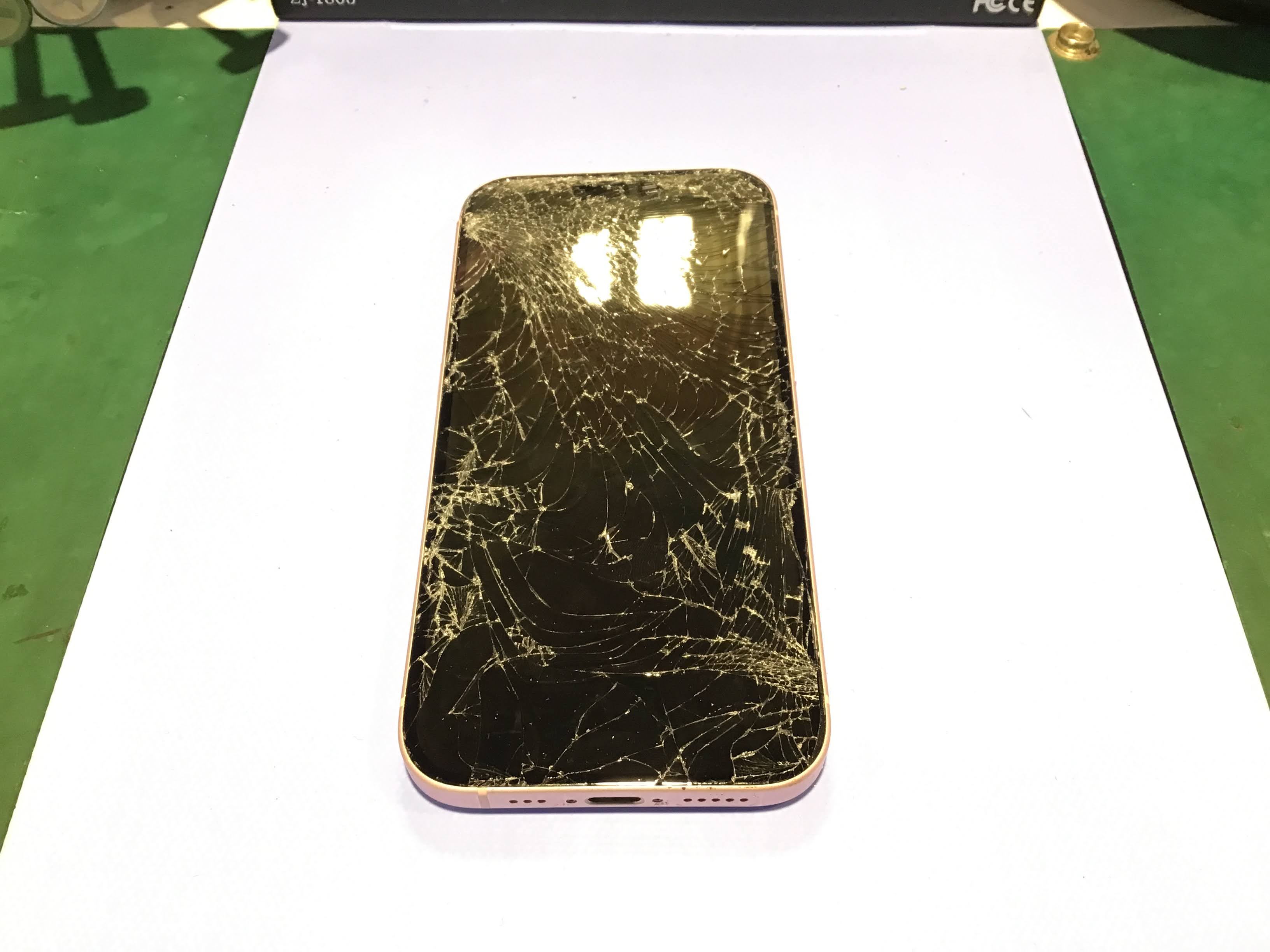 iPhone15ならデータをそのまま・最短即日修理のスマホ修理工房秋津店にご相談ください！