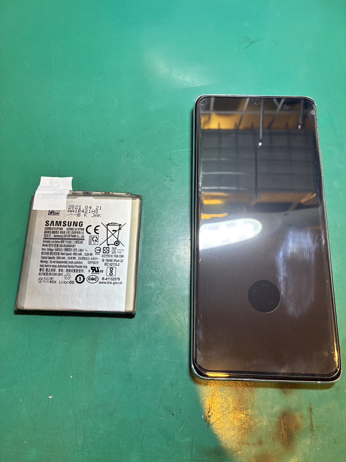 Galaxy S21 Ultra のバッテリー交換を承りました！【スマホ修理工房 調布パルコ店】