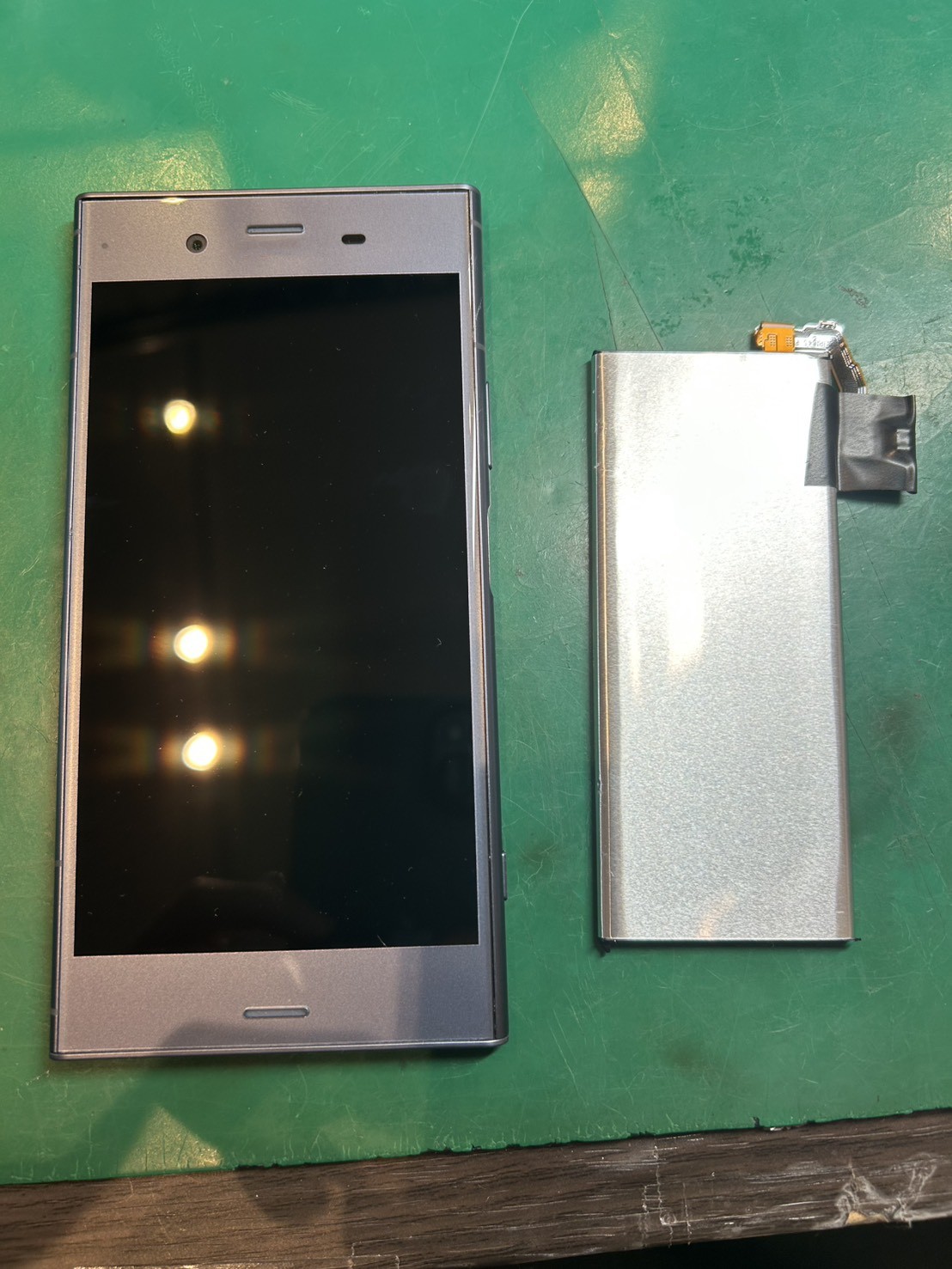 XperiaXZ1のバッテリー交換を行いました！【スマホ修理工房ミーツ国分寺店】