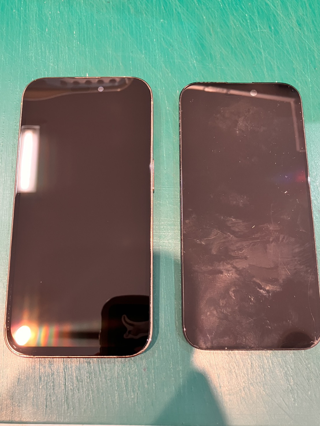 iPhone15の液晶交換を行いました！　-スマホ修理工房浦和パルコ店-