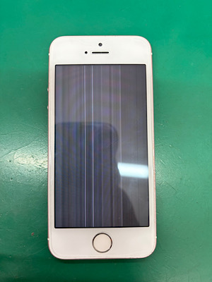 iPhone SE第一世代 液晶不良修理 【江古田店】