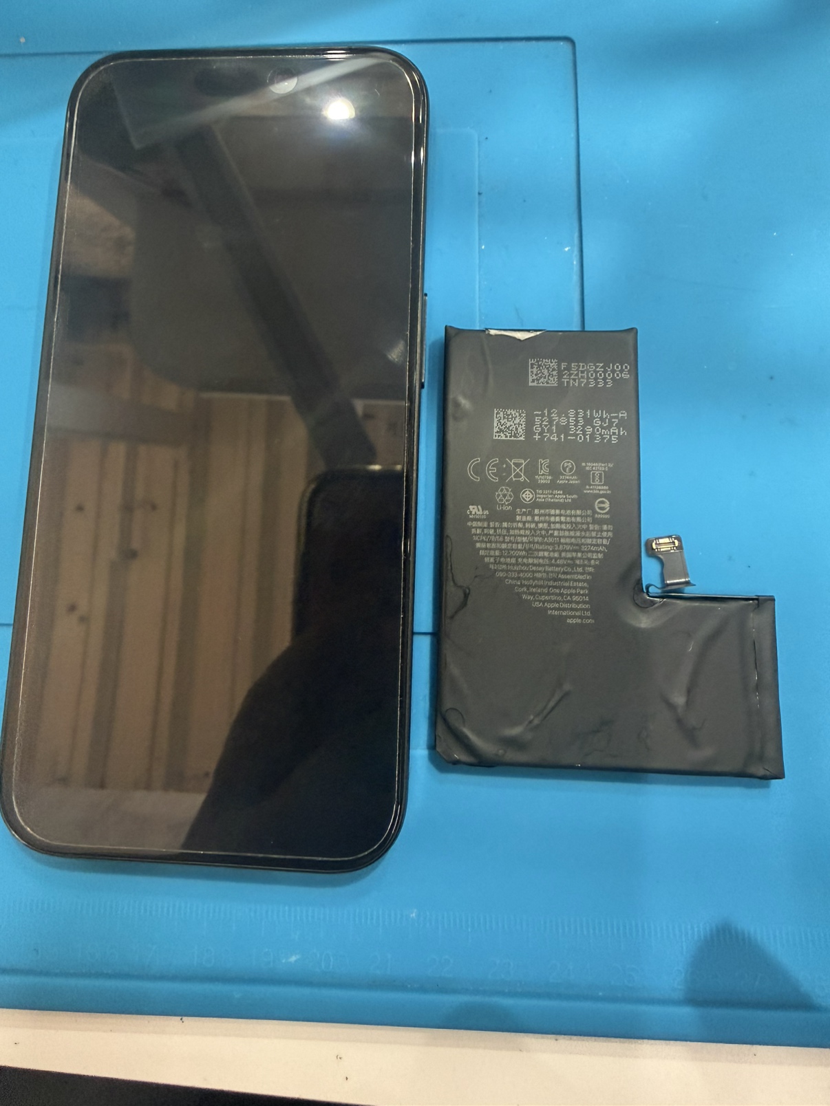 iPhone15proをお持ち込みいただきました。「スマホ修理工房　池袋P'パルコ本店」へ！