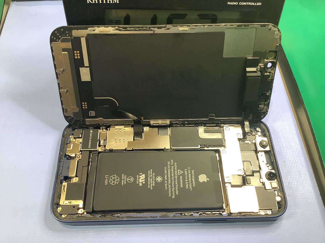 iPhone7の画面交換ならデータをそのまま・最短即日修理のスマホ修理工房町田モディ店へ