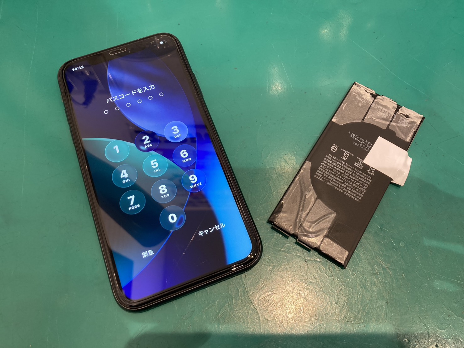 まだまだ現役！iPhone 11（アイフォン 11）のバッテリー交換！！【スマホ修理工房新百合丘オーパ店】