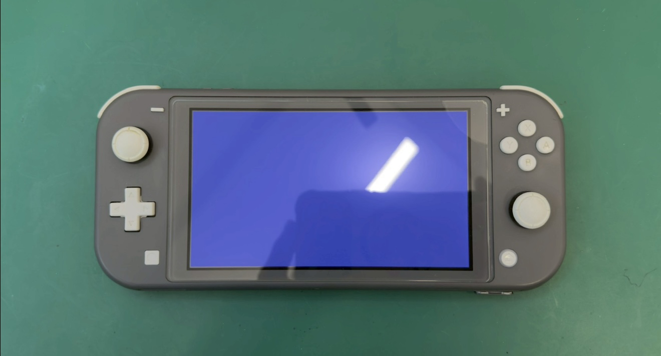 Switchlite液晶破損による画面交換【中央林間店】