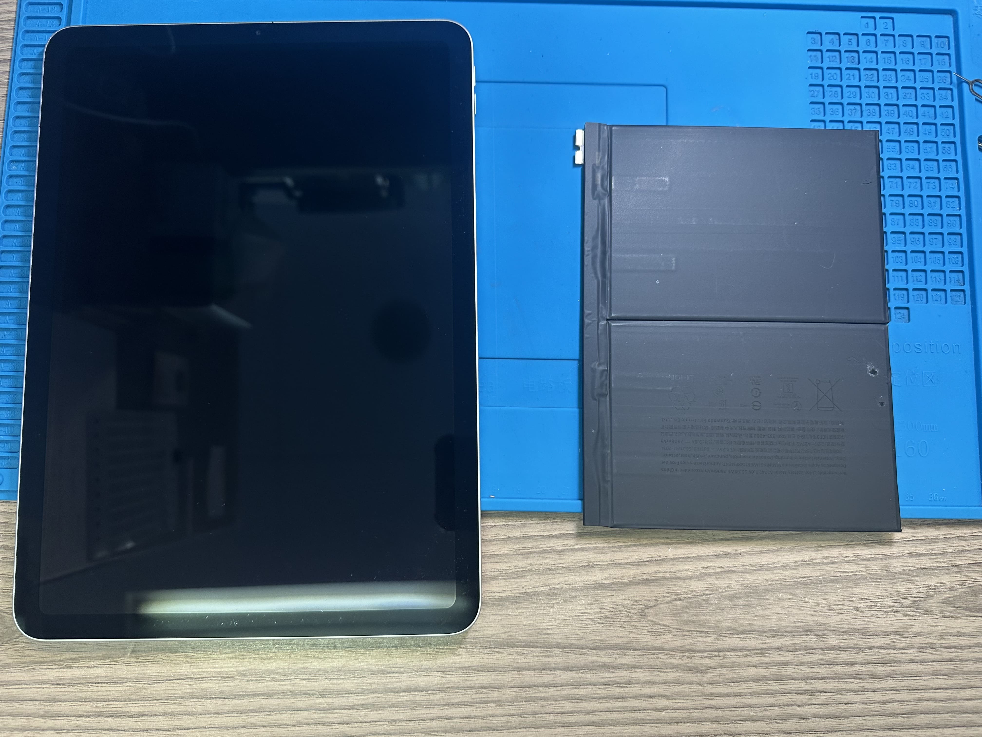 【iPad Air5】充電しても電源が入らない時は、スマホ修理工房カインズ前橋吉岡店へ！