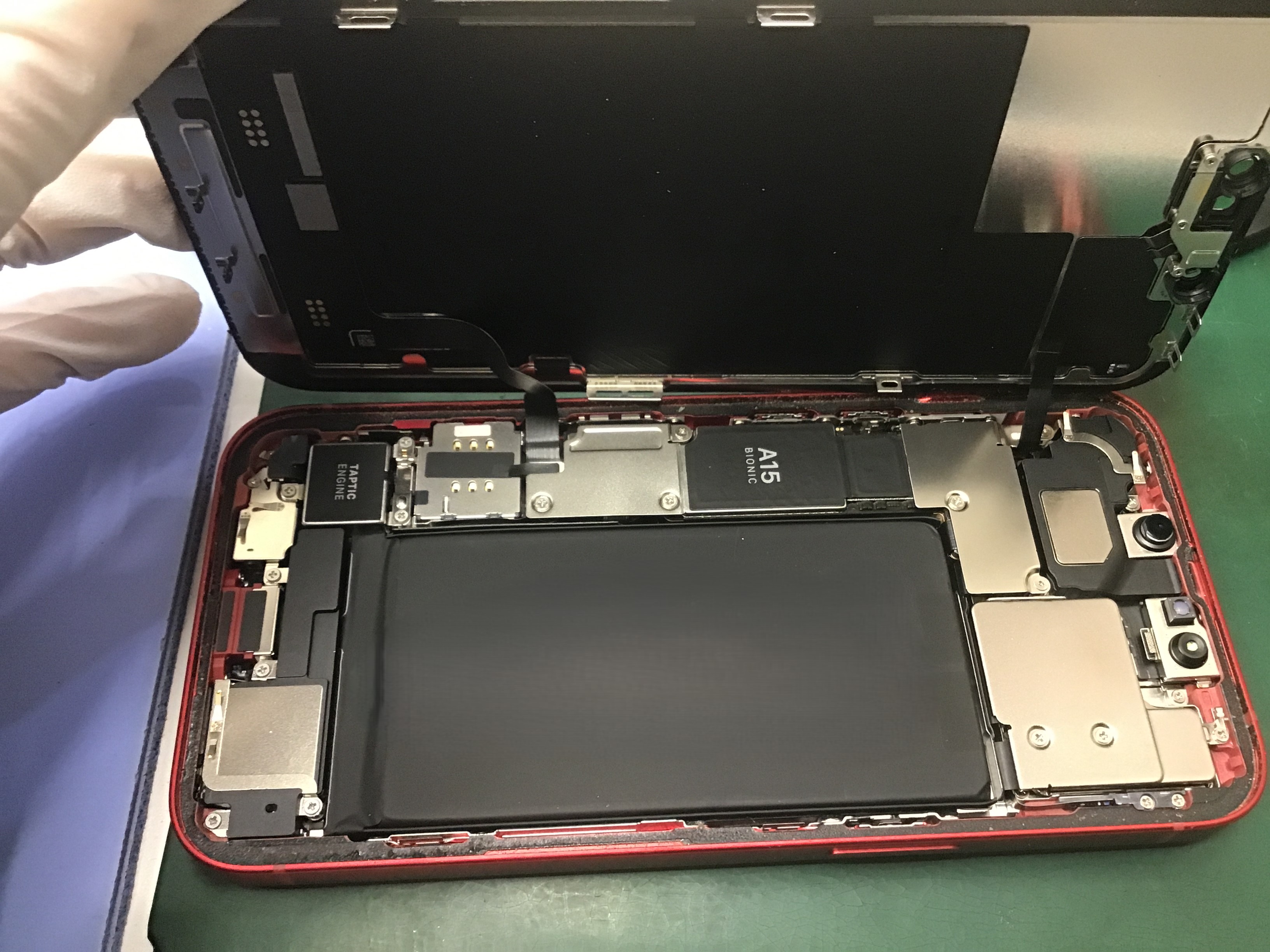 修理　データをそのまま・最短即日修理のスマホ修理工房八王子オクトーレ店にご相談ください！