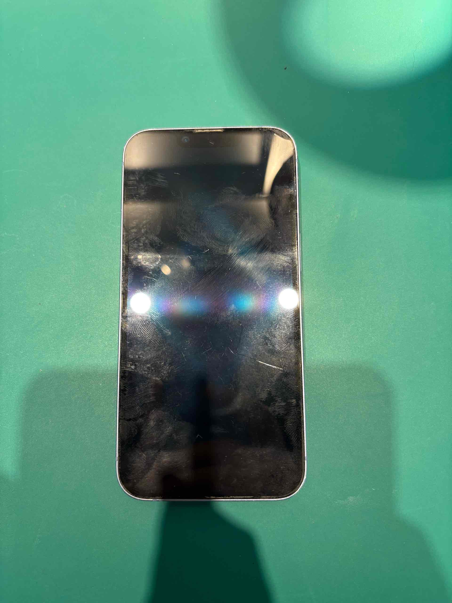 【函館】iPhone14の画面割れは修理できる？即日修理で対応しました