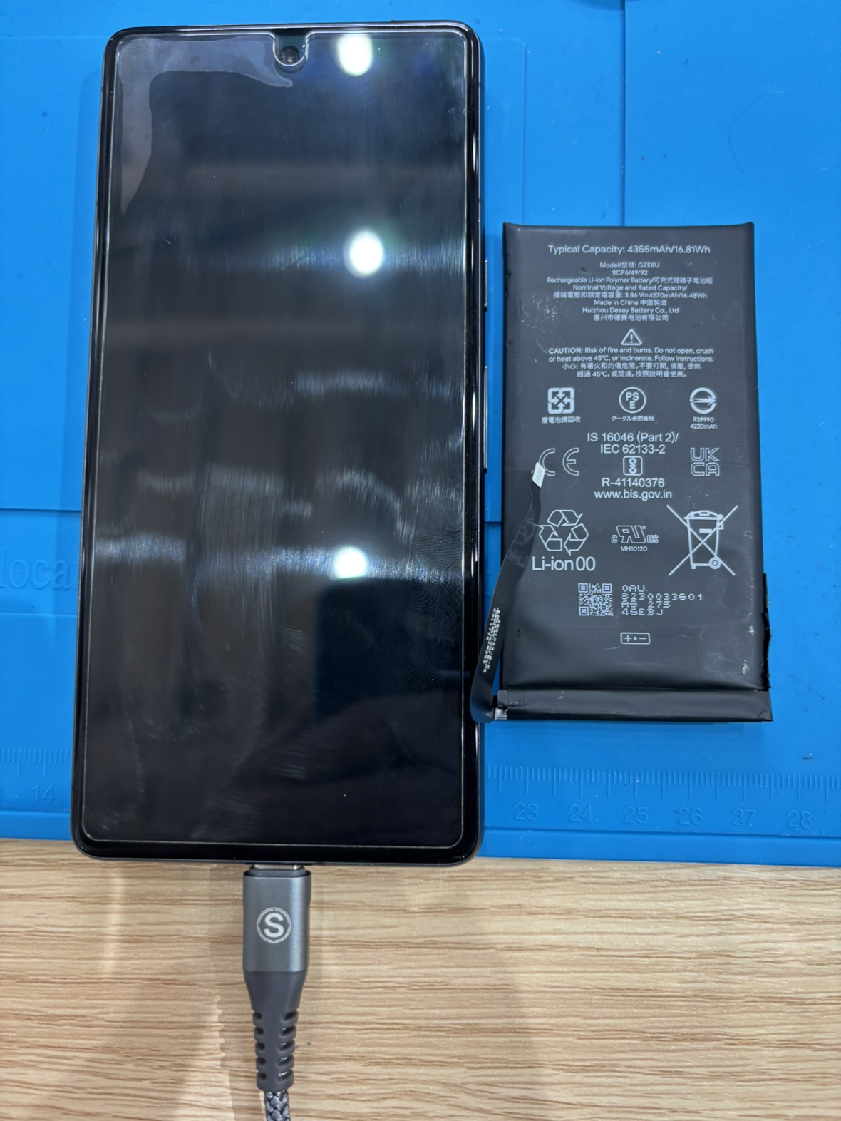 Google Pixel 7のバッテリー交換は最短即日お渡しのできる【スマホ修理工房 池袋P'パルコ店】へ！