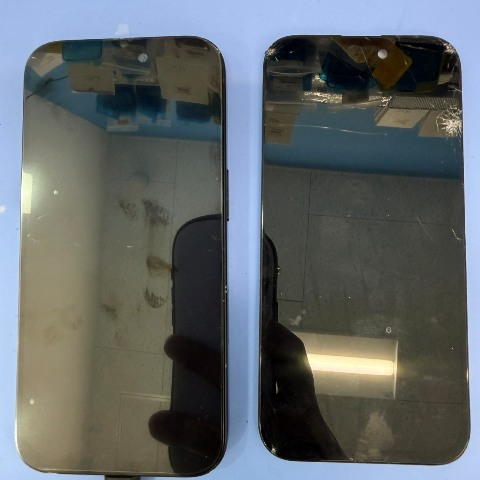 iPhone16 パネル交換