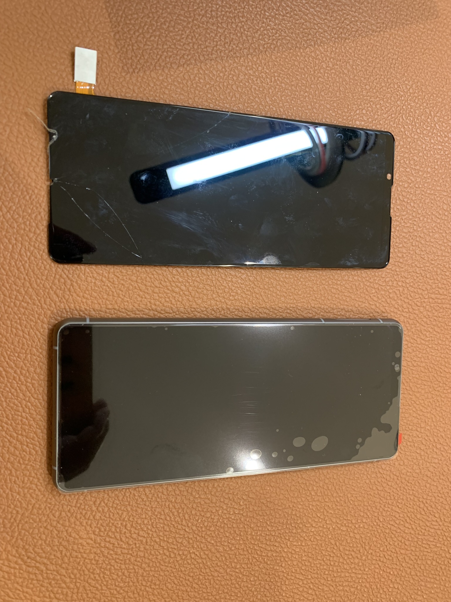 画面全体が割れてしまったXperia5Ⅲ(エクスペリア)のフロントパネル修理をご依頼頂きました!