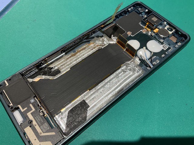 狭山市、川越市、入間市でXperia 5Ⅳの電源ボタン修理ならスマホ修理工房新狭山店まで！