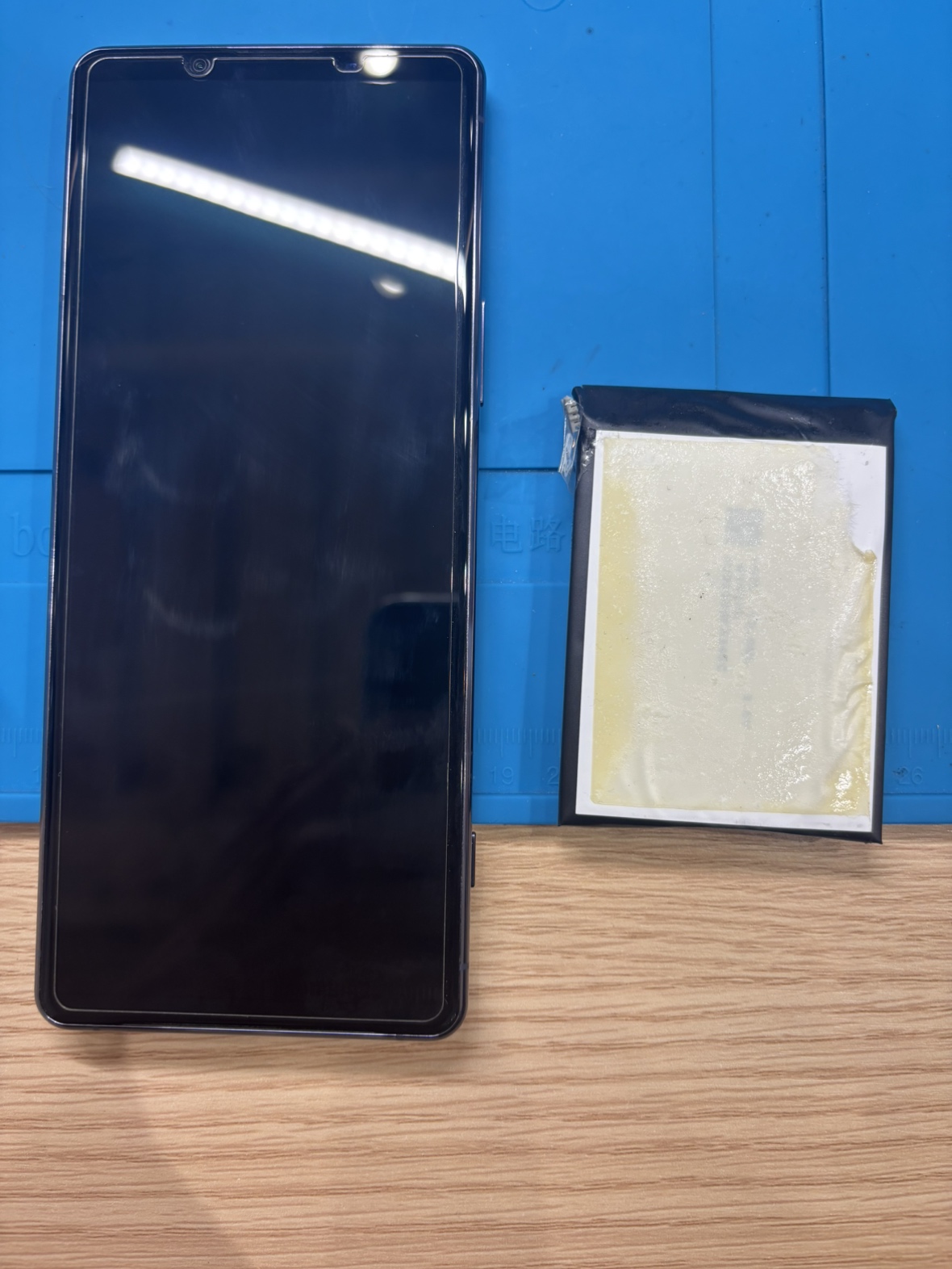 Xperia1ii（エクスペリア）のバッテリー交換の相談は【スマホ修理工房池袋P‘パルコ店】に相談！