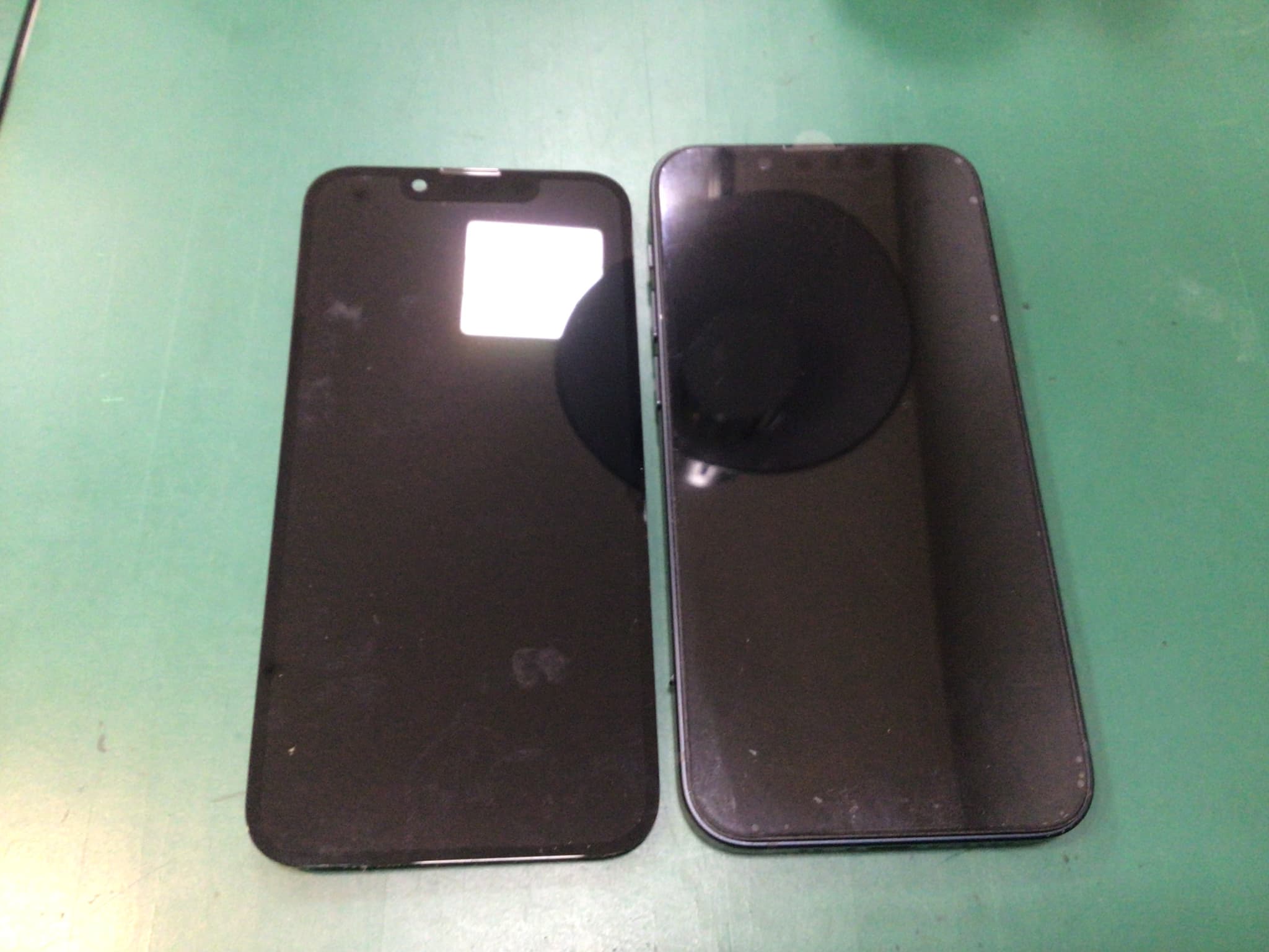 ふじみ野市、川越市、所沢市でiPhone13miniの画面交換ならスマホ修理工房イオン大井店にお任せください！