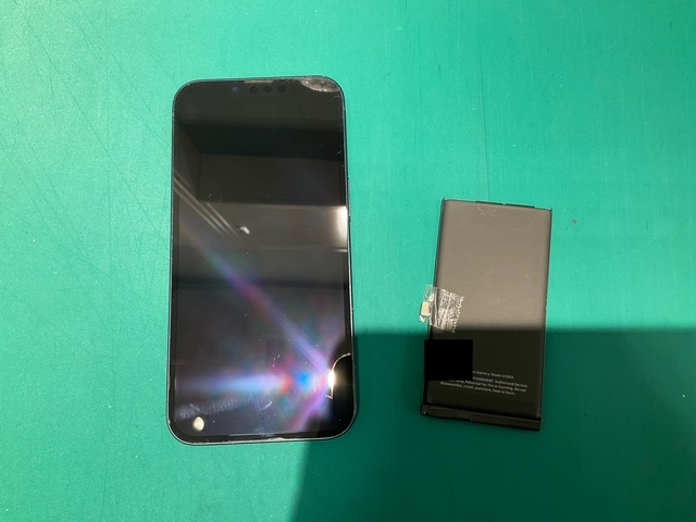 iPhone13 バッテリー交換修理　スマホ修理工房新狭山店
