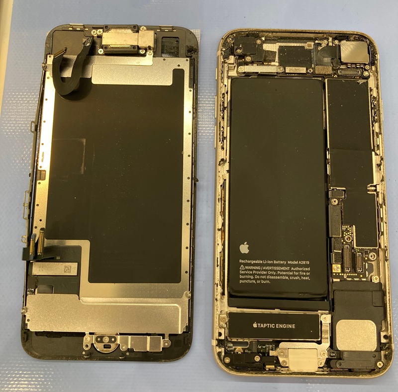 液晶に線が？！　当店におまかせあれ！