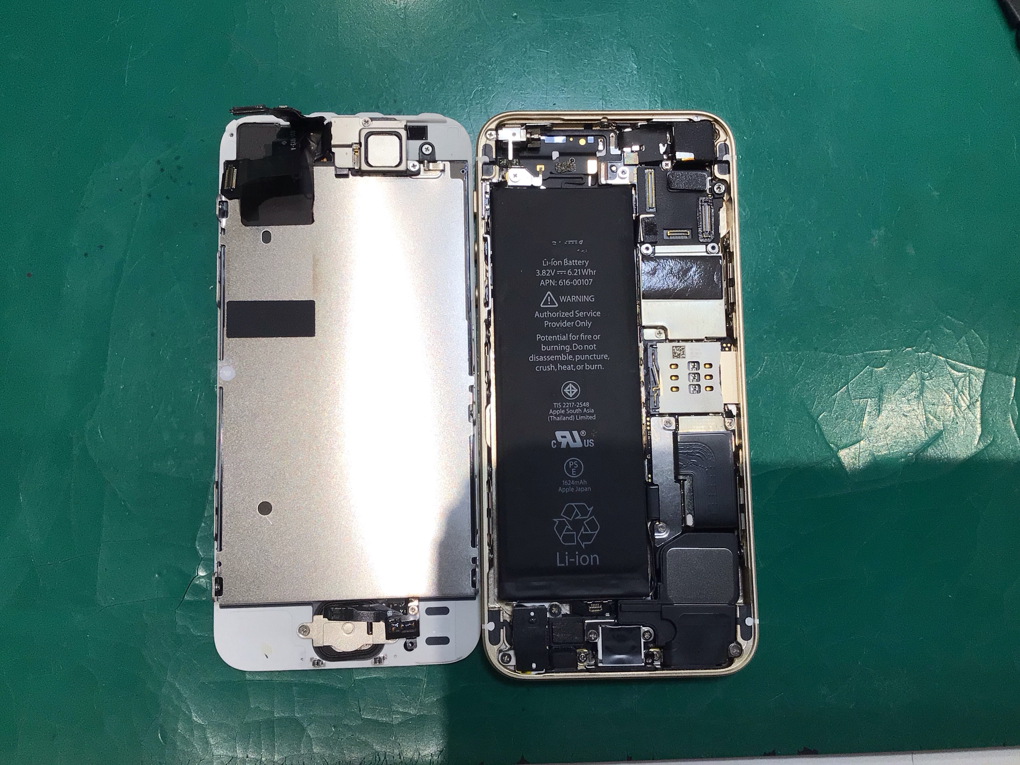 📱iPhoneSE第1世代の修理なら、即日修理・安心のスマホ修理工房町田モディ店へ！！！！！