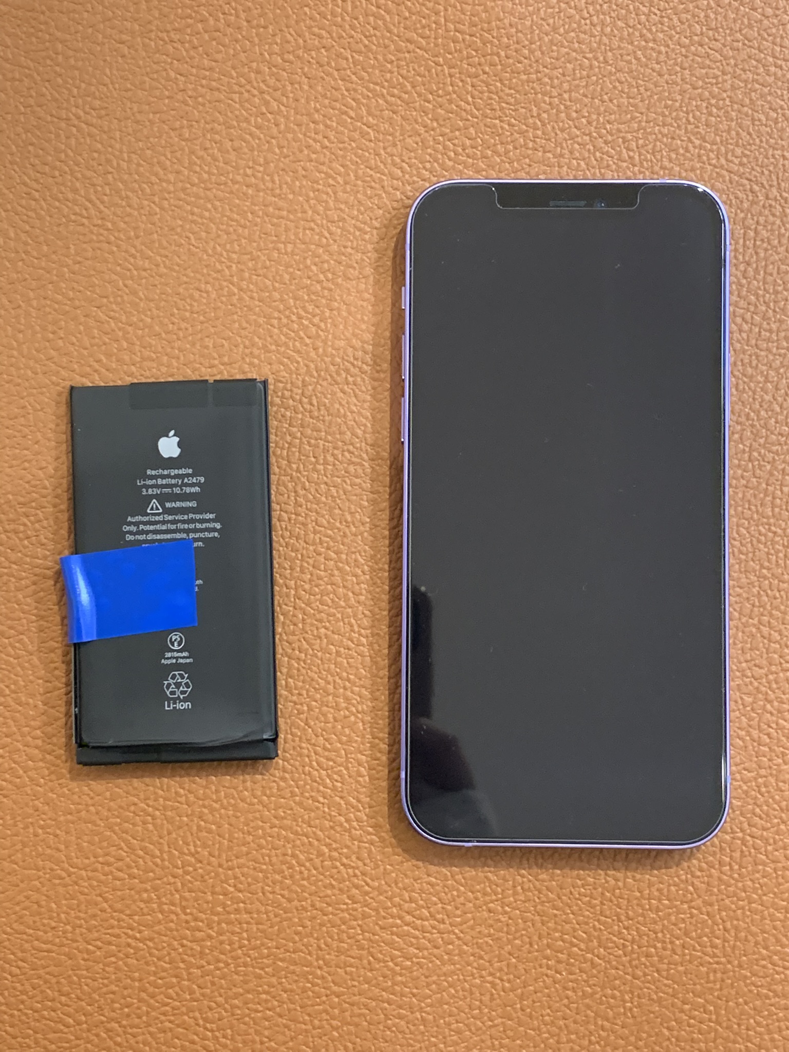 バッテリーの減りが早いiPhone１2（アイフォン）のバッテリー交換承りました！！