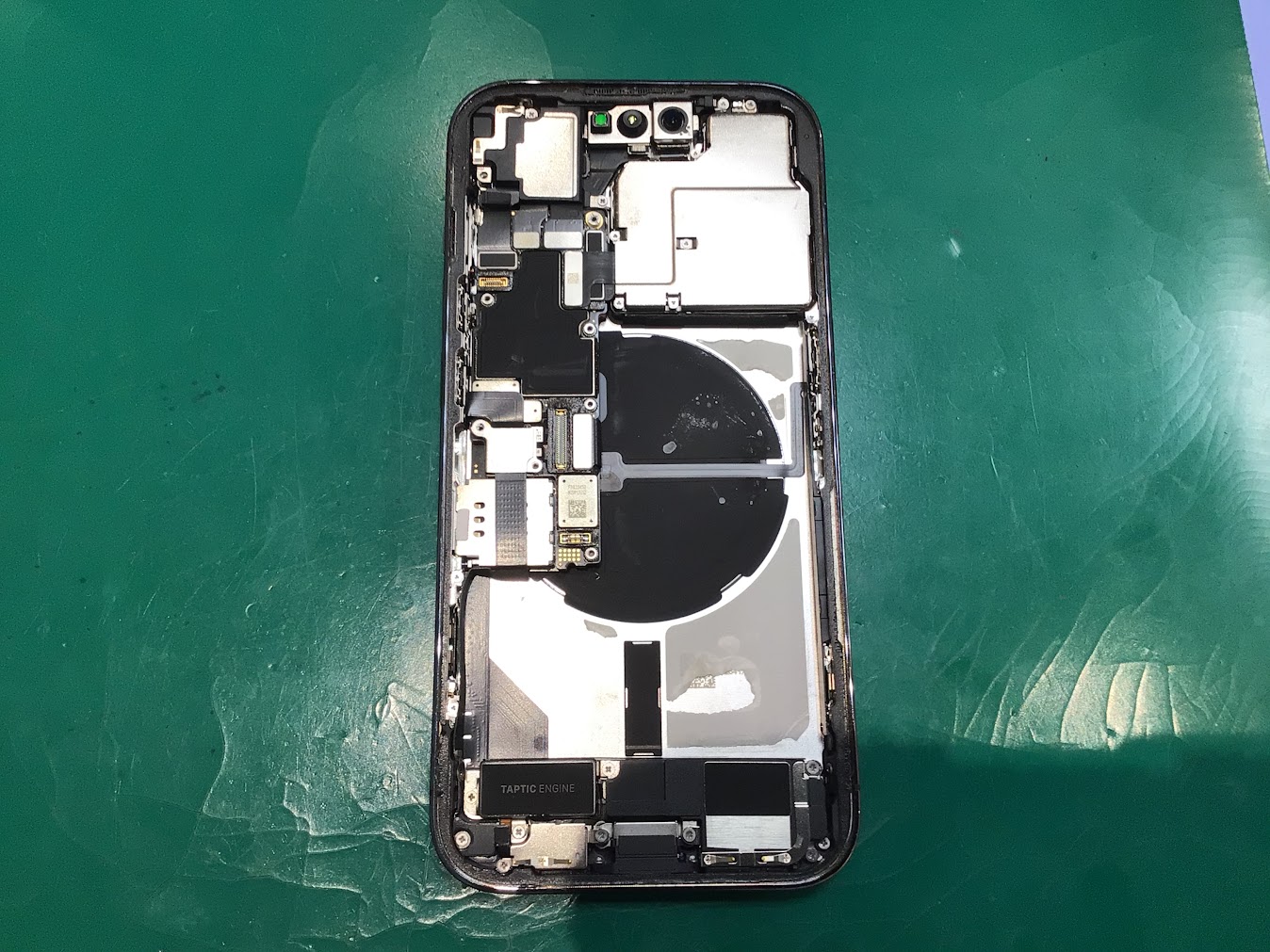 🔧iPhone14Proのバッテリー交換なら、データそのまま・即日修理のスマホ修理工房町田モディ店へ⚙️！！！！！！