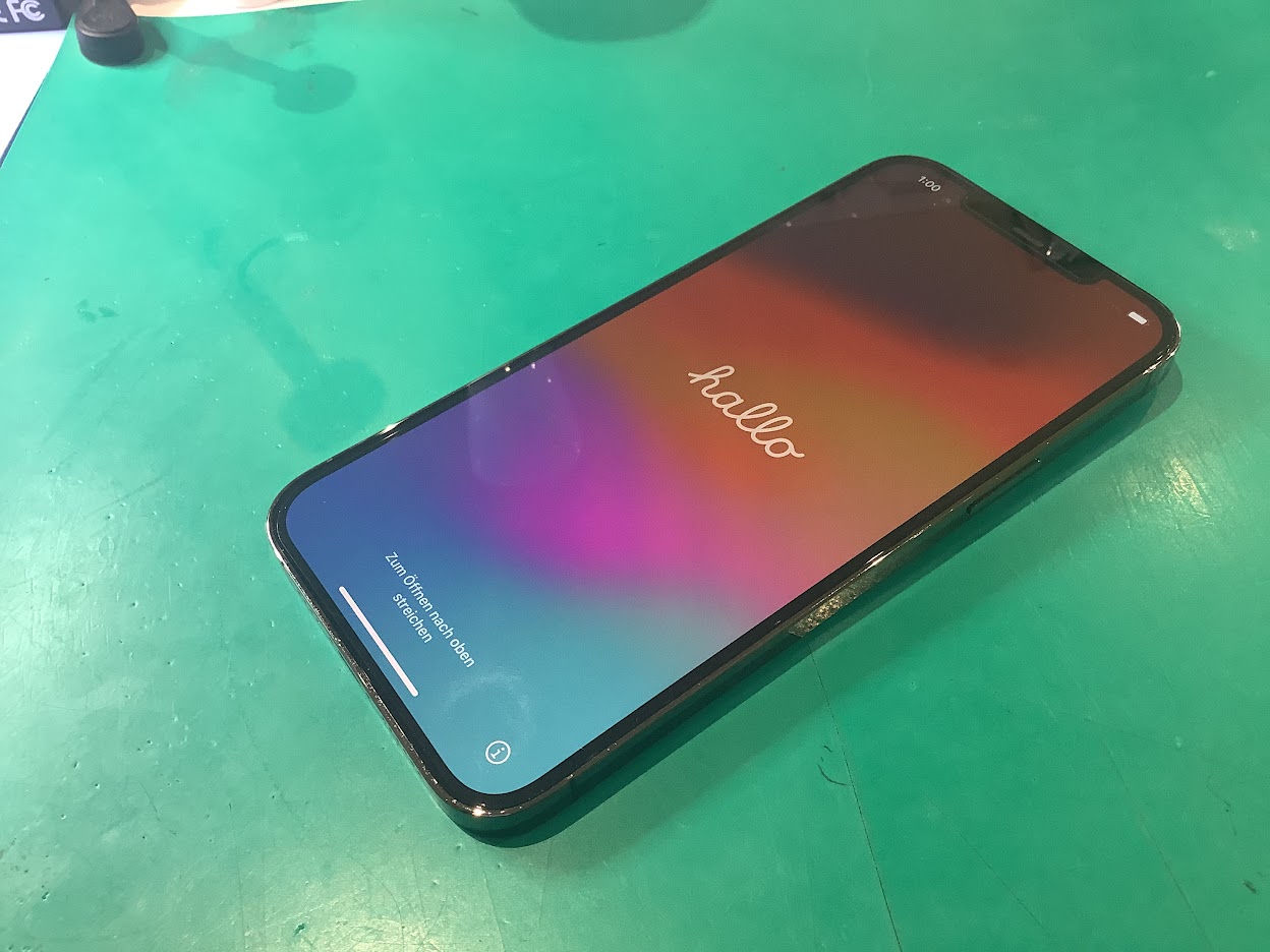 iPhone11のバッテリー交換ならデータをそのまま・最短即日修理のスマホ修理工房ラザウォーク甲斐双葉店へ
