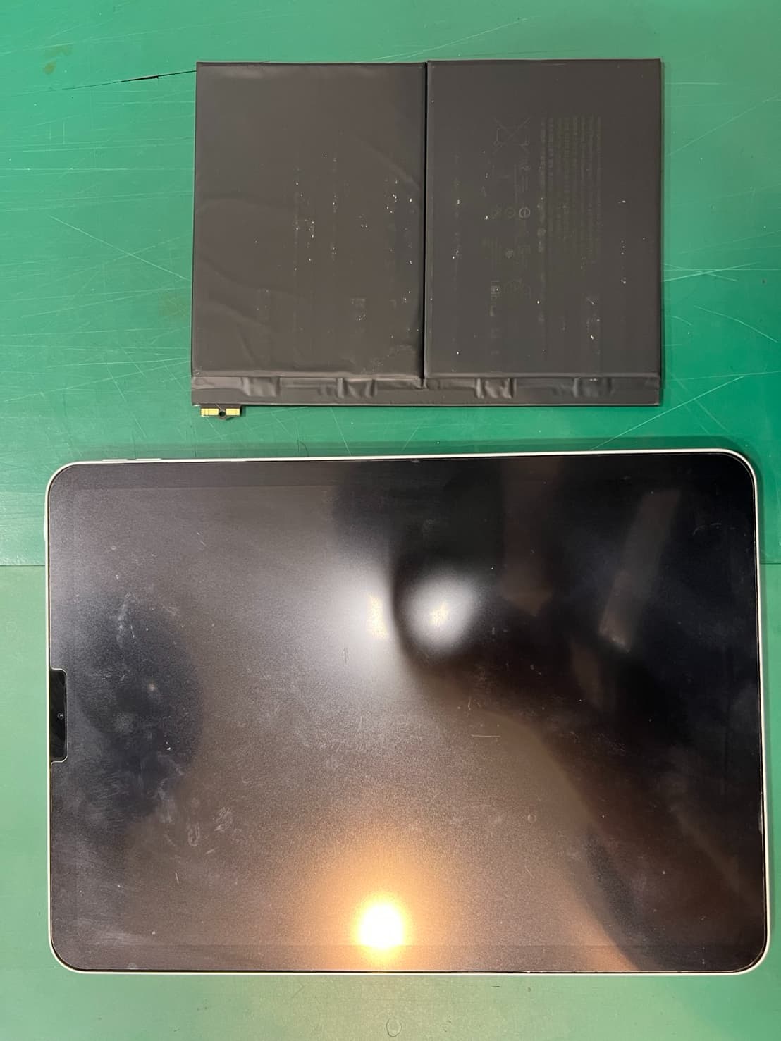 【iPad Air 4】のバッテリー交換の修理を承りました-スマホ修理工房和光市駅北口店-