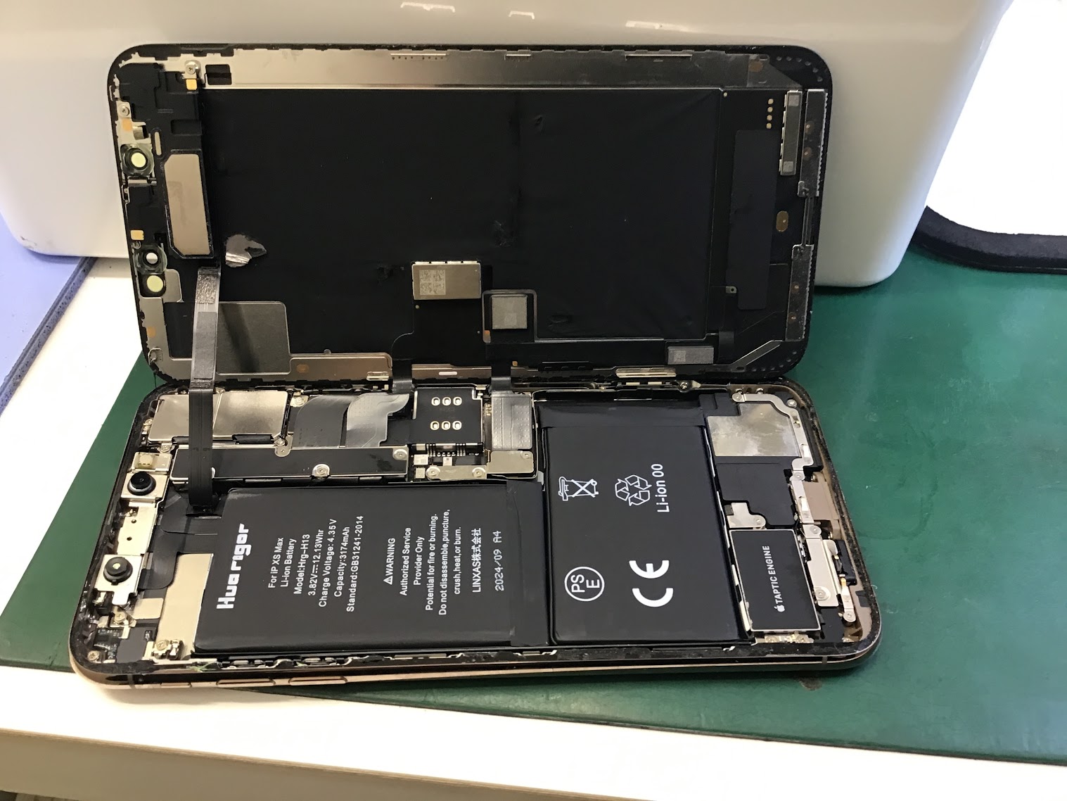 iPhoneXSバッテリー交換修理 スマホ修理工房 八王子オクトーレ店