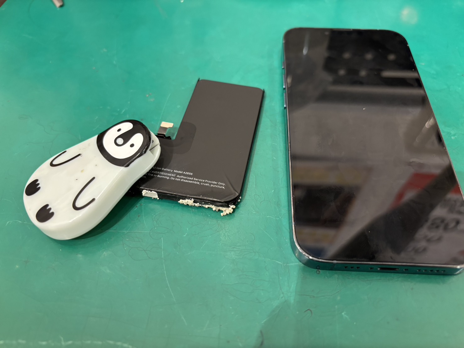 【新百合丘オーパ店】iPhone 13Pro　バッテリー交換