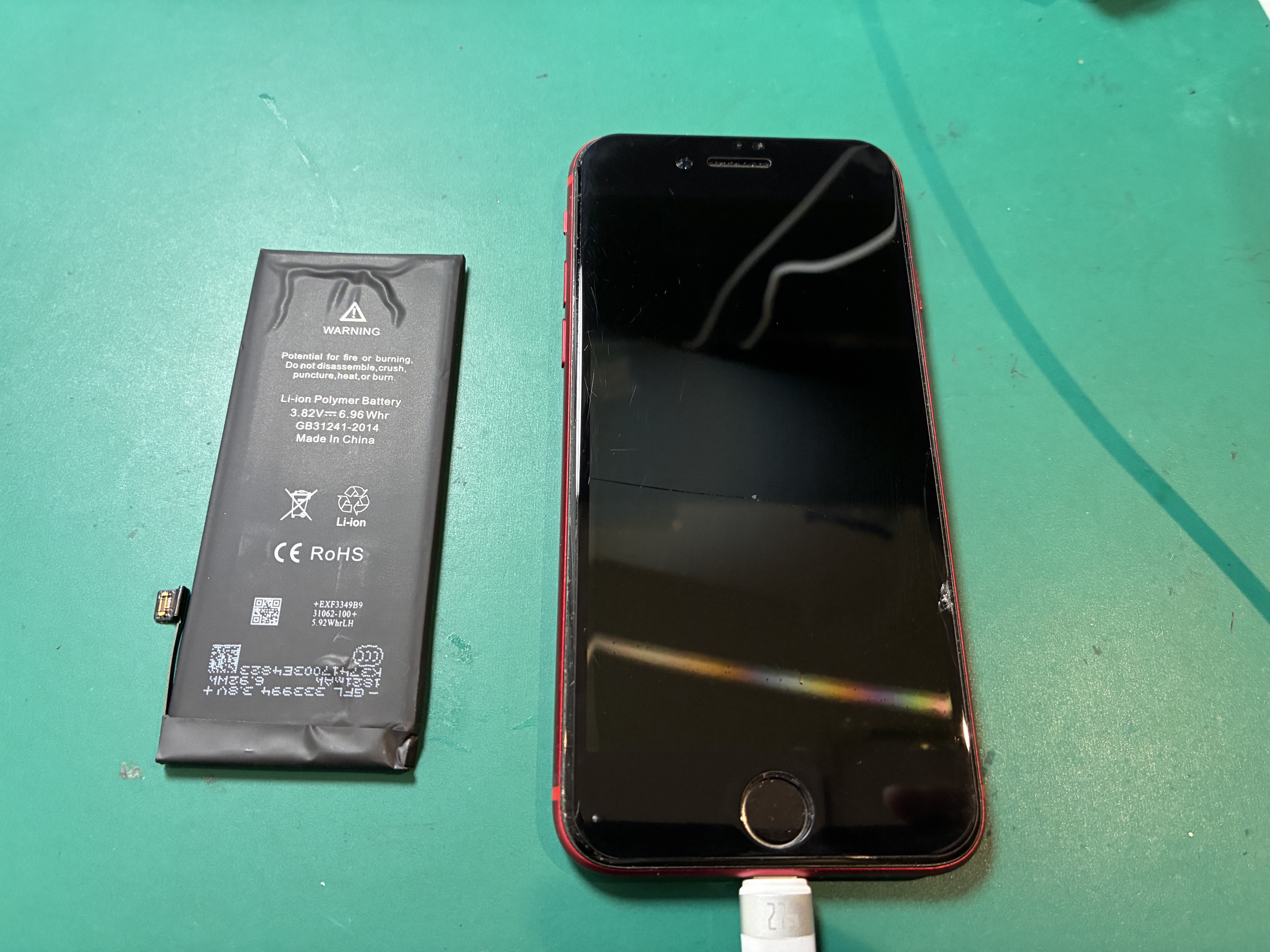 神戸市からお越しのお客様よりiPhoneSE2のバッテリー交換をご依頼いただきました！