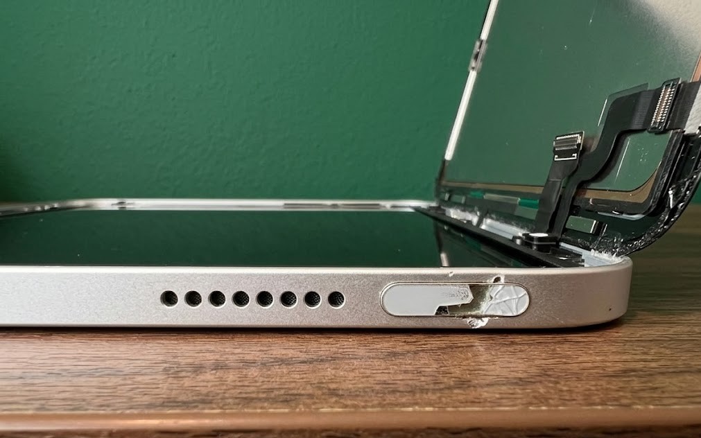 【衝撃】iPad第10世代 電源ボタン陥没修理｜「勝手に再起動する」「リンゴループ」の恐怖をスピード解決！