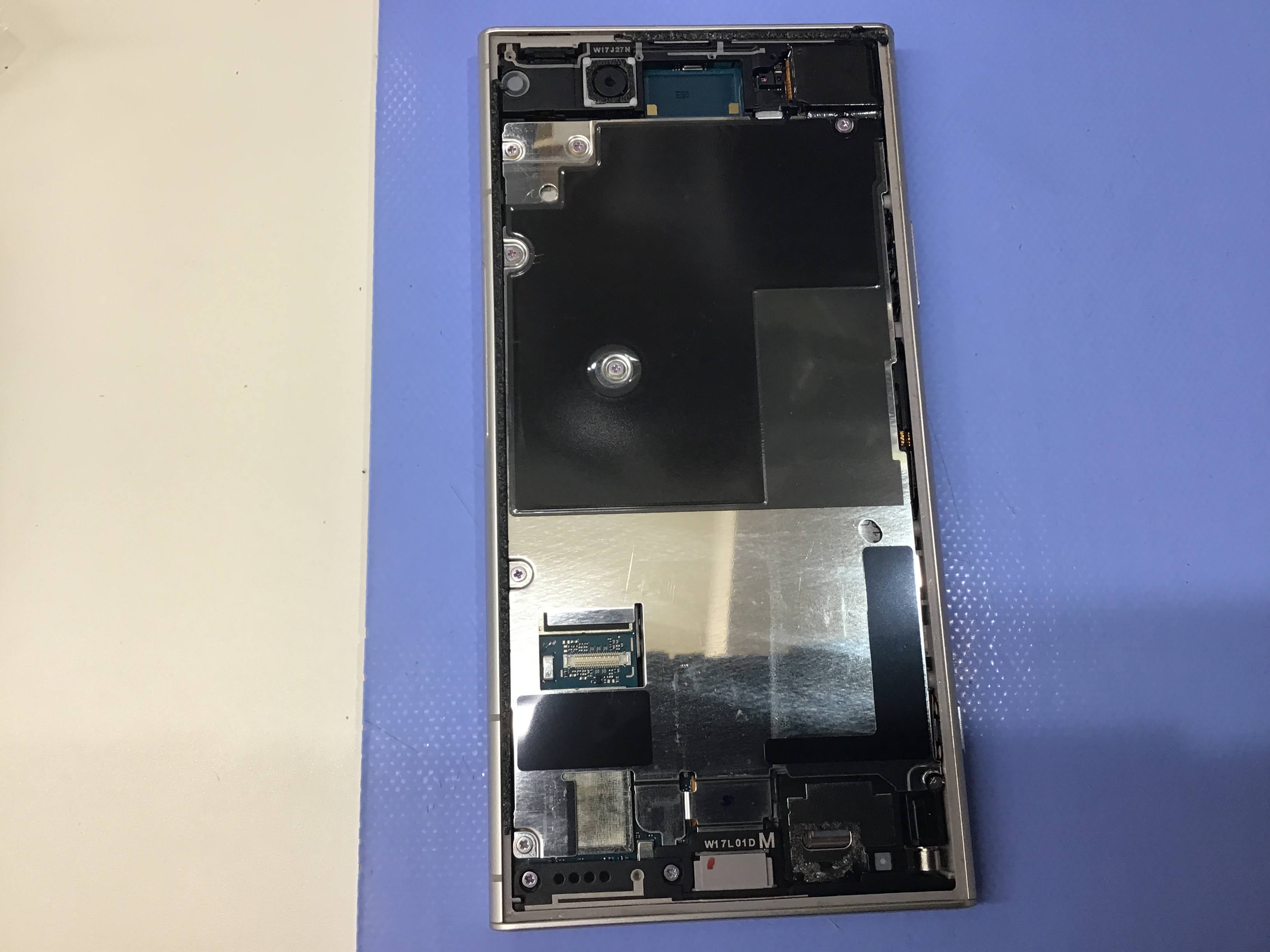 スマホ修理工房橋本駅店/xperiaの修理を承りました