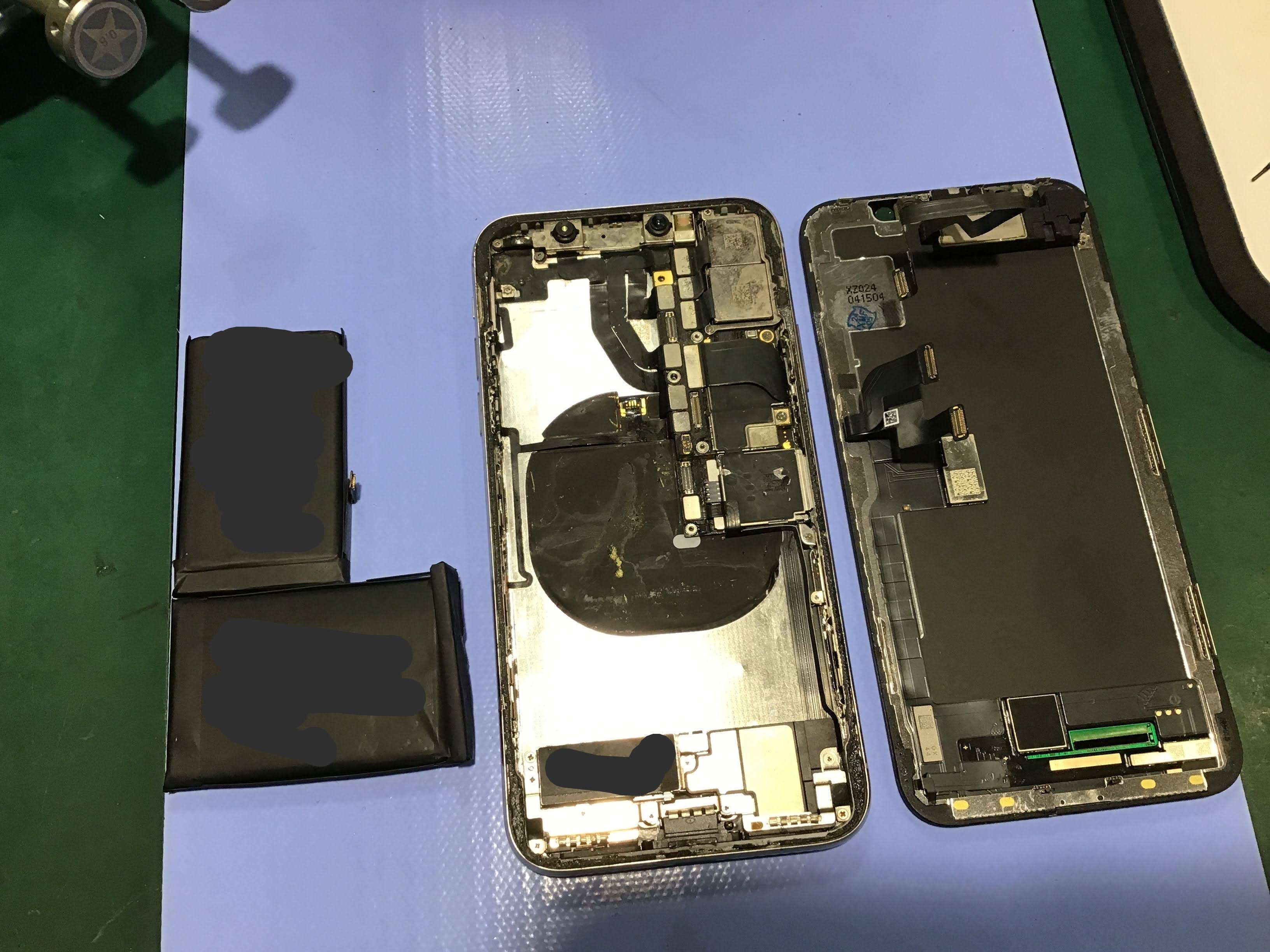 iPhoneXsMaxならデータをそのまま・最短即日修理のスマホ修理工房秋津店にご相談ください！