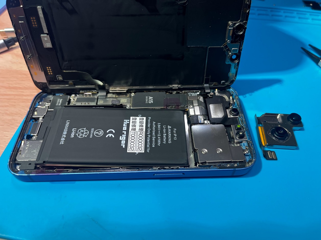 iPhone13(アイフォン13)のカメラが壊れた！【スマホ修理工房札幌店】