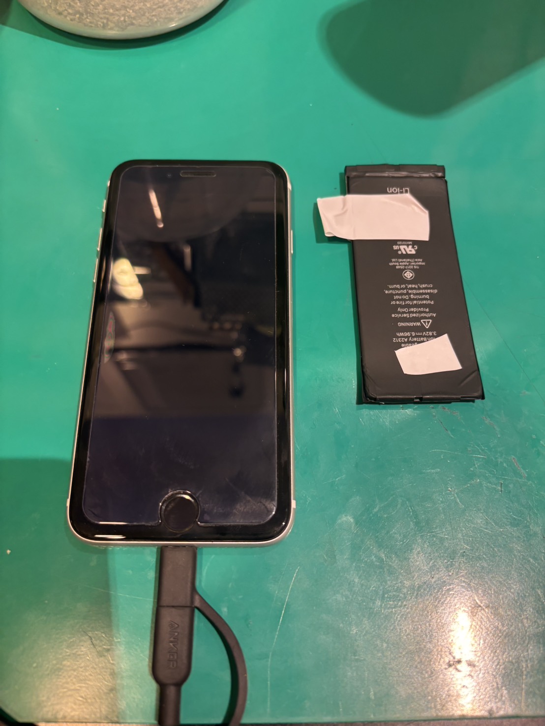 iPhone SE2のバッテリー交換を承りました！【スマホ修理工房 調布パルコ店】