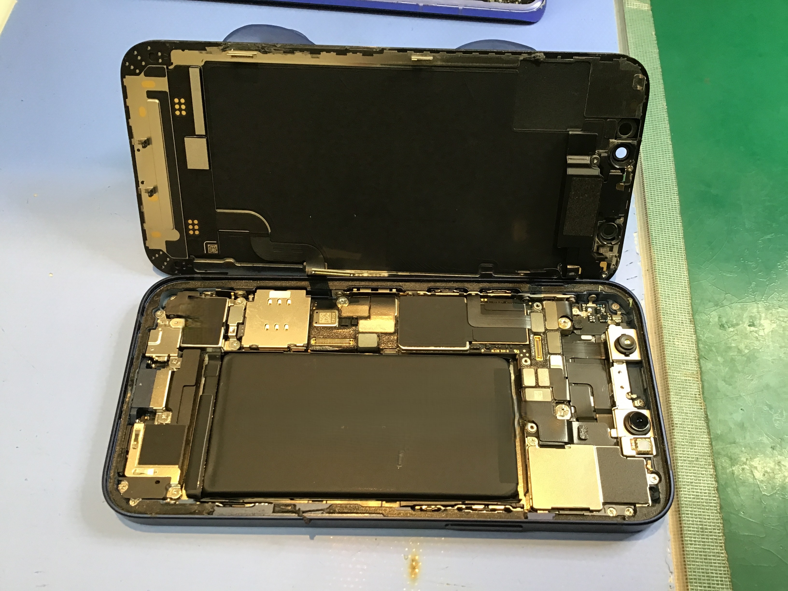 【最短90分】iPhone 12 miniの電池交換！データはそのままで即日お渡し｜スマホ修理工房 聖蹟桜ヶ丘SC B館店